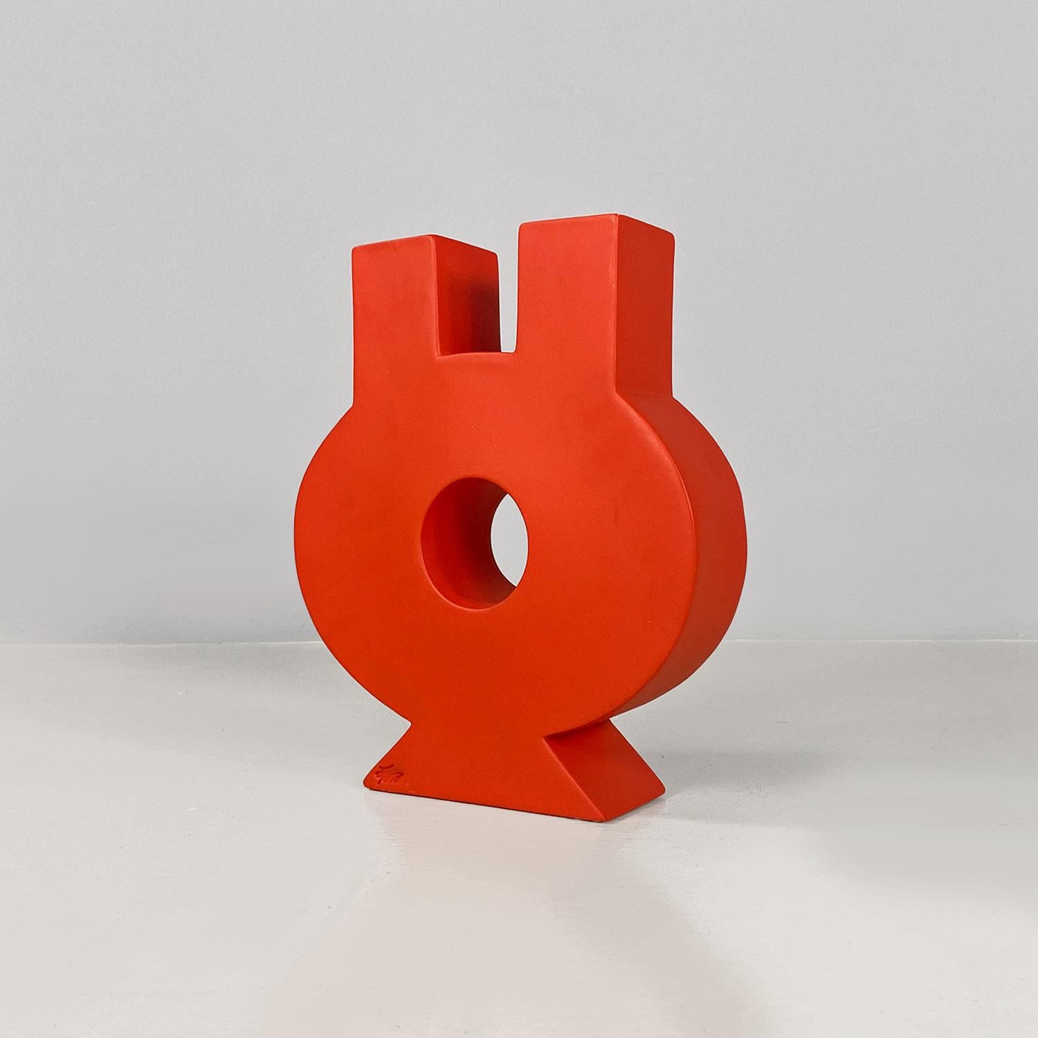 Modern Italian modern orange red sculpture vase by Florio Paccagnella, 2023 For Sale