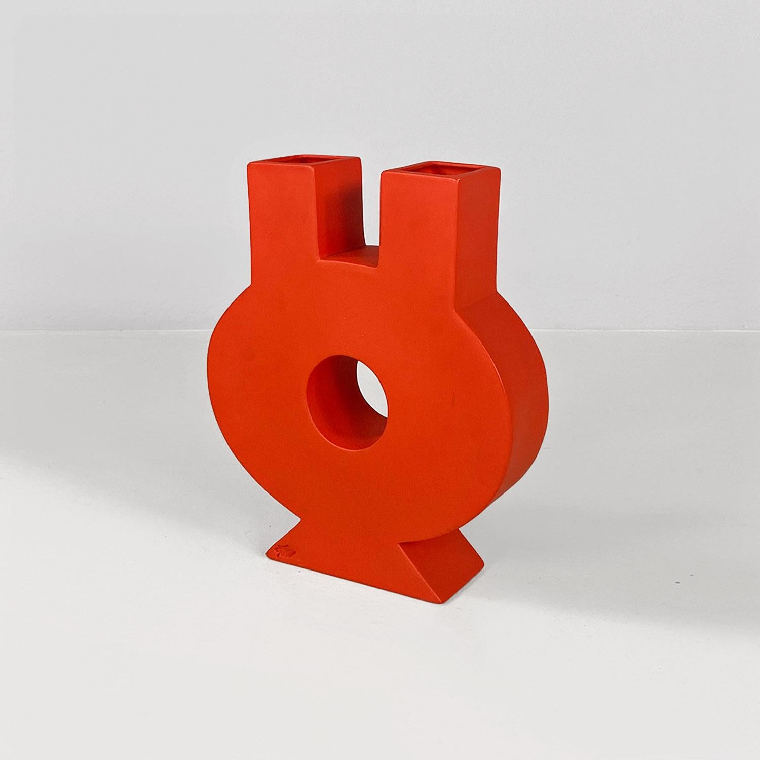 Italian modern orange red sculpture vase by Florio Paccagnella, 2023 In Good Condition For Sale In MIlano, IT