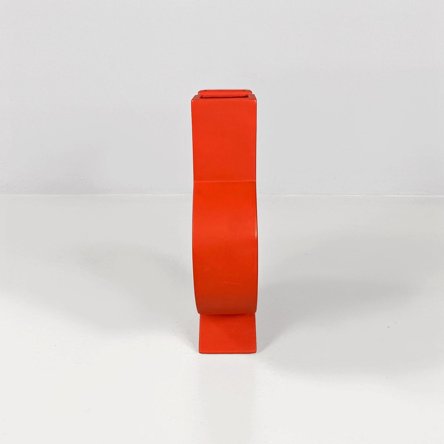 Contemporary Italian modern orange red sculpture vase by Florio Paccagnella, 2023 For Sale