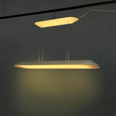 Italienischer moderner ovaler Kronleuchter aus weißem Metall und Kunststoff von Artemide, 2000er Jahre