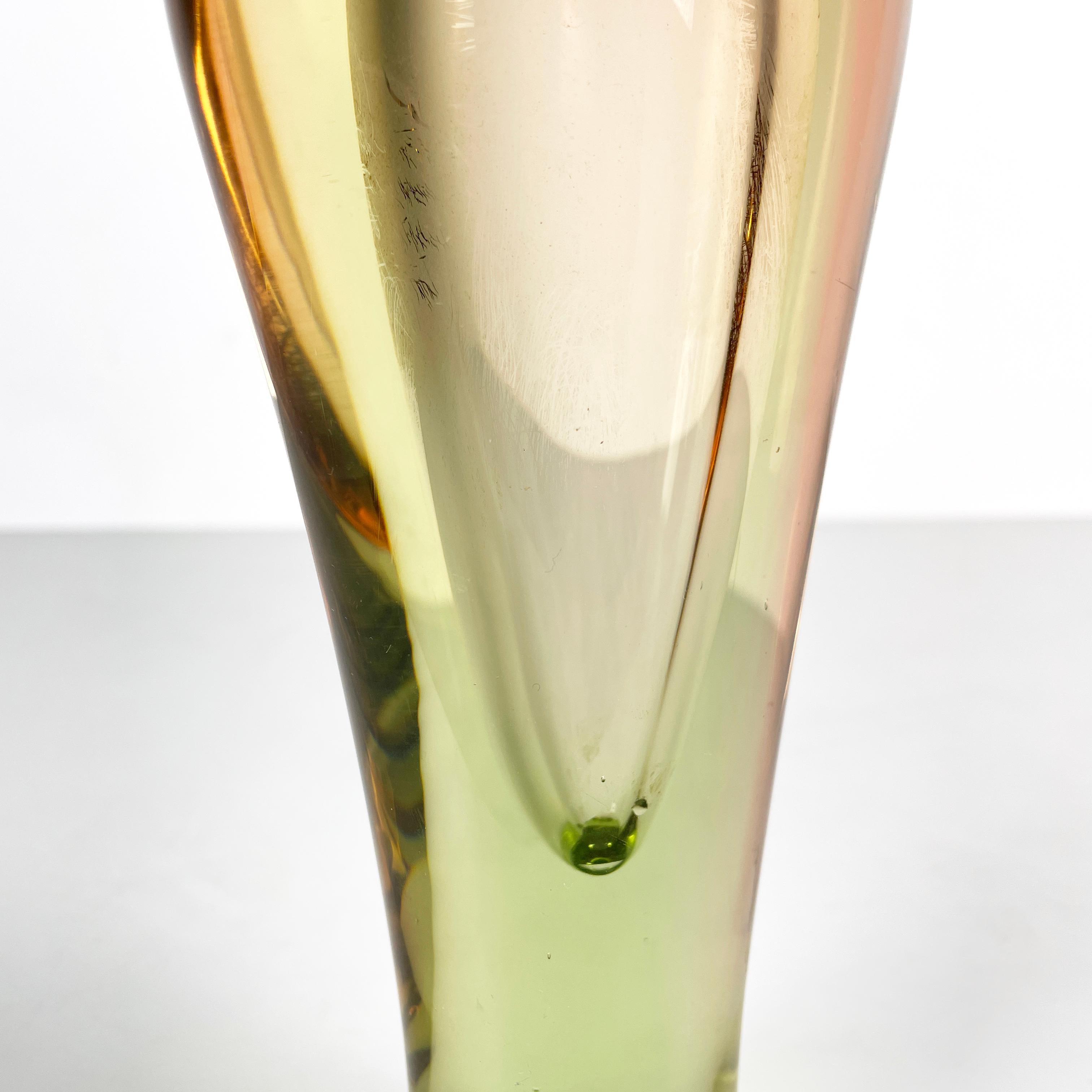 Italian modern oval pink and green Murano glass vase by i Sommersi series, 1970s For Sale 4