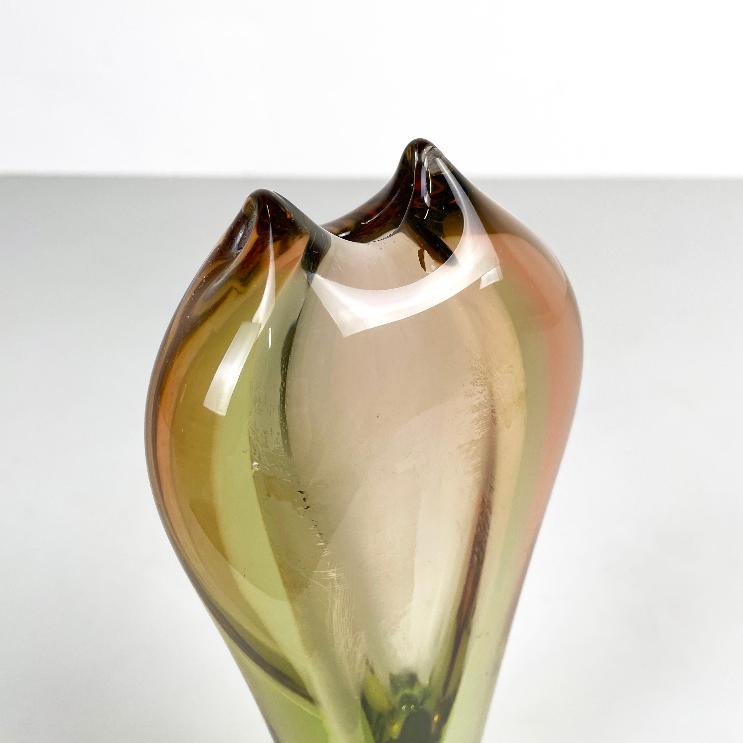 Murano Glass Italian modern oval pink and green Murano glass vase by i Sommersi series, 1970s For Sale