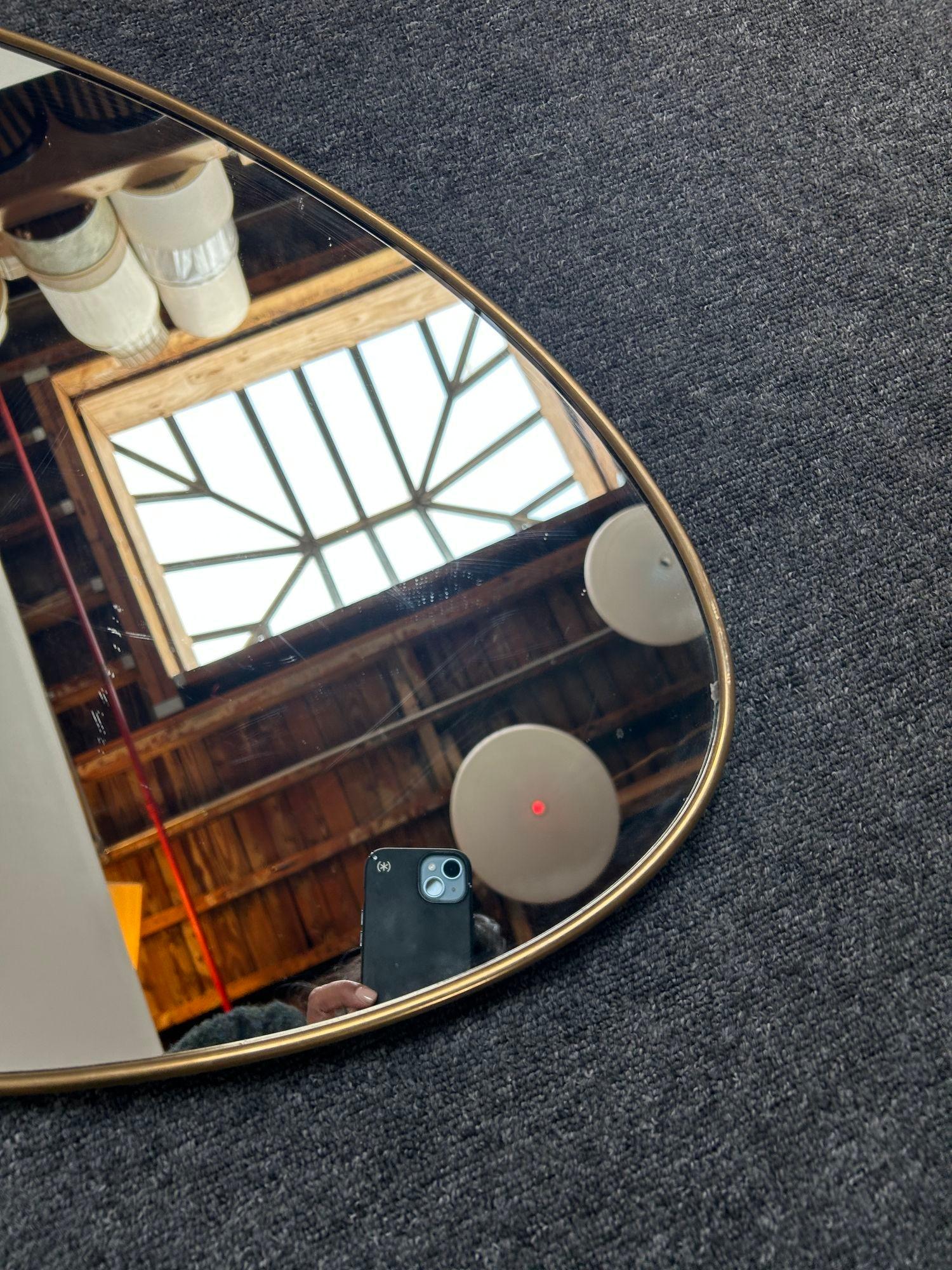 Miroir mural ovale moderne italien avec cadre en laiton d'après Gio Ponti en vente 7