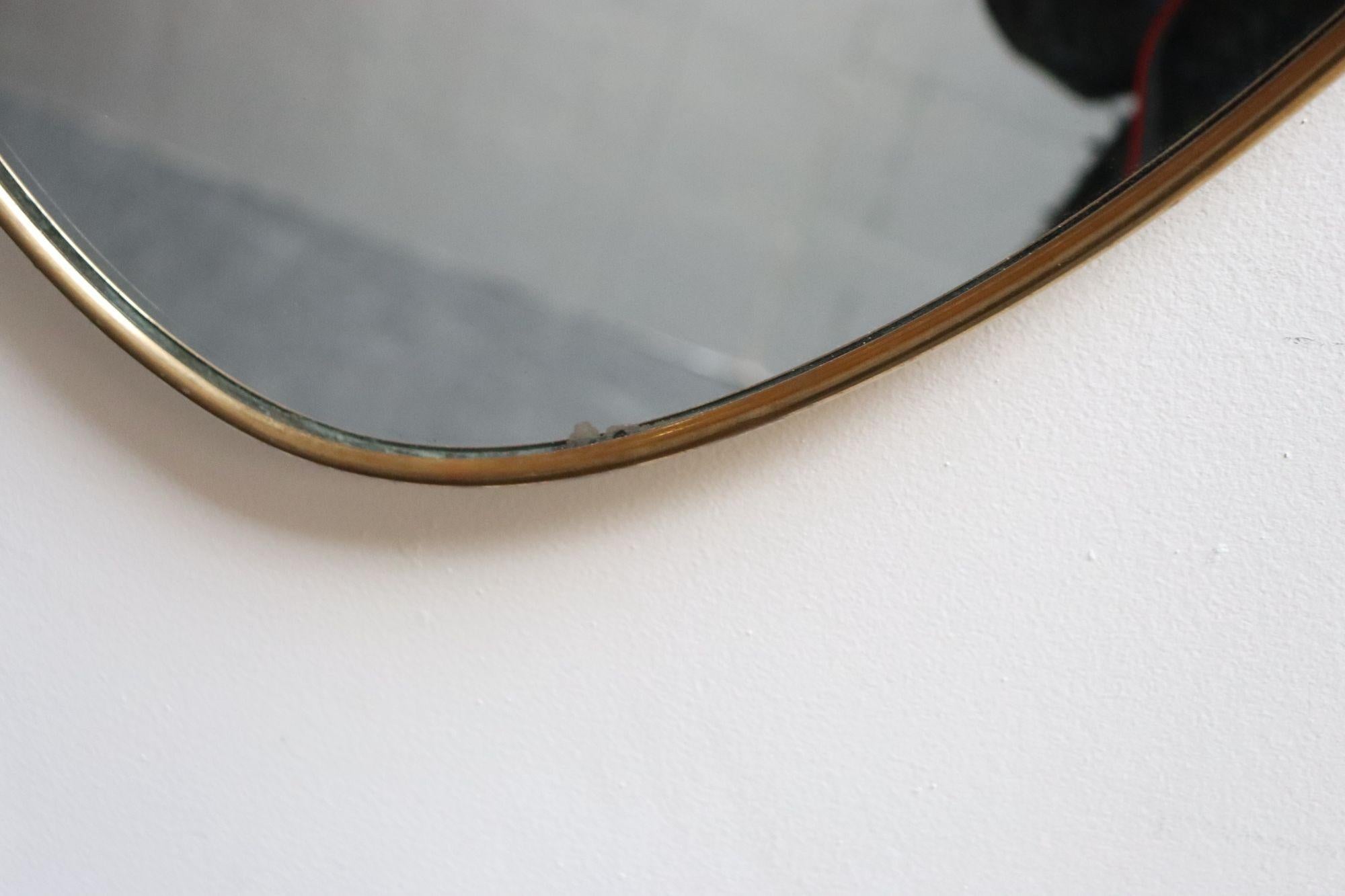 Miroir mural ovale moderne italien avec cadre en laiton d'après Gio Ponti en vente 11