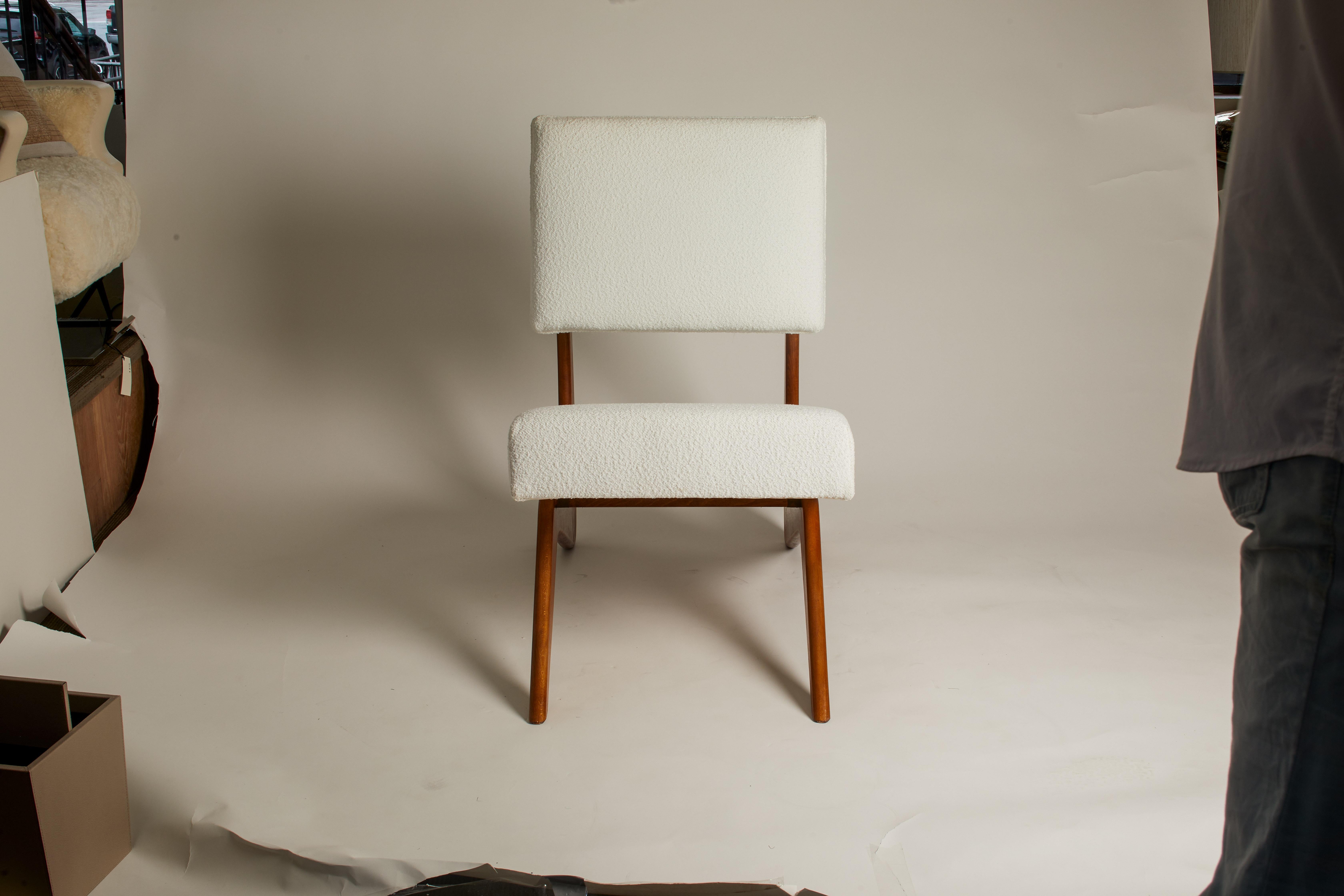 Italian Modern Pair Architectural Walnut Chairs Upholstered in Bouclé In Good Condition In Aspen, CO