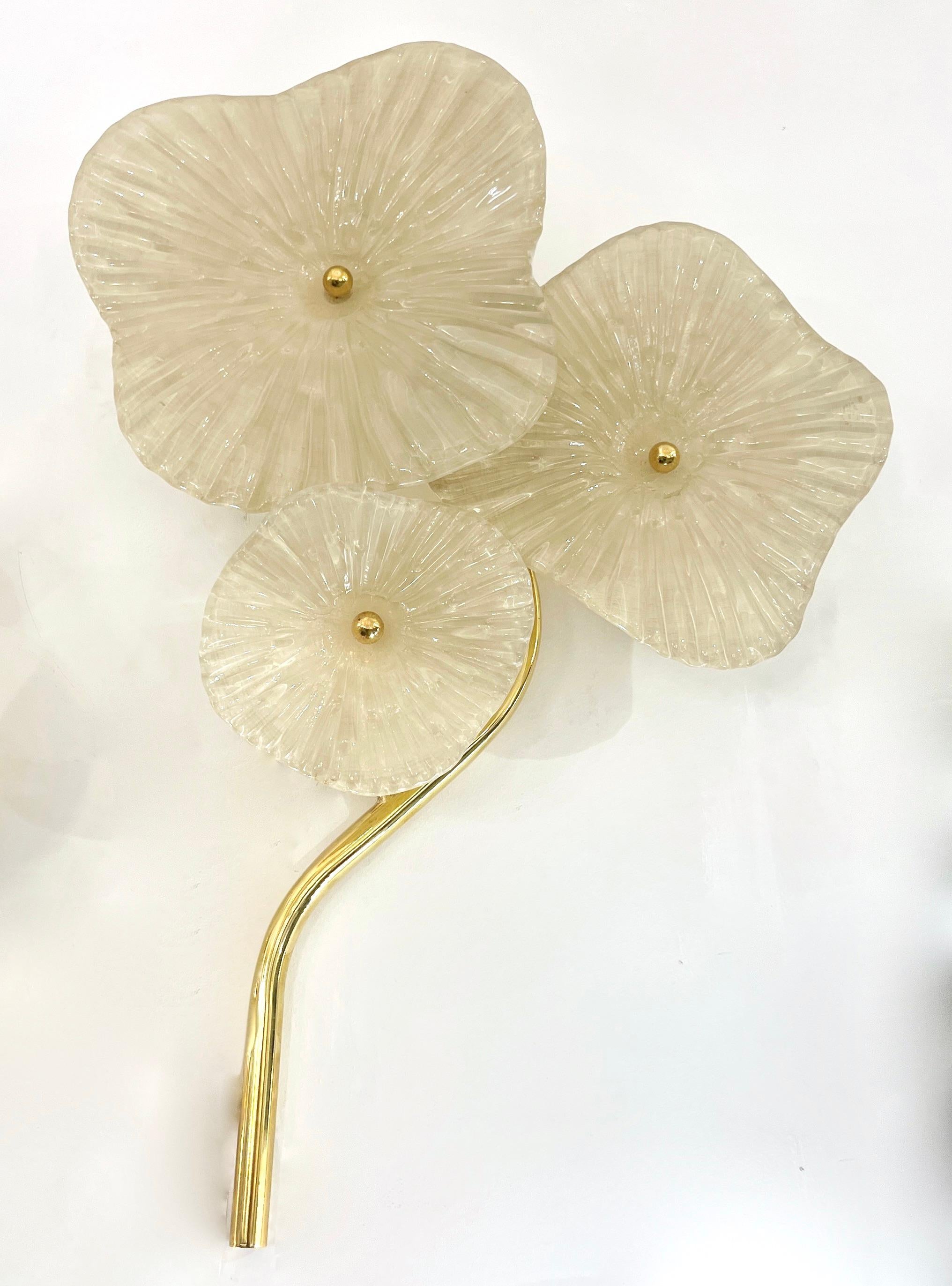 Italian Custom Pair Cream White Murano Glass 3-Flower Branch Brass Wall Sconces For Sale 8