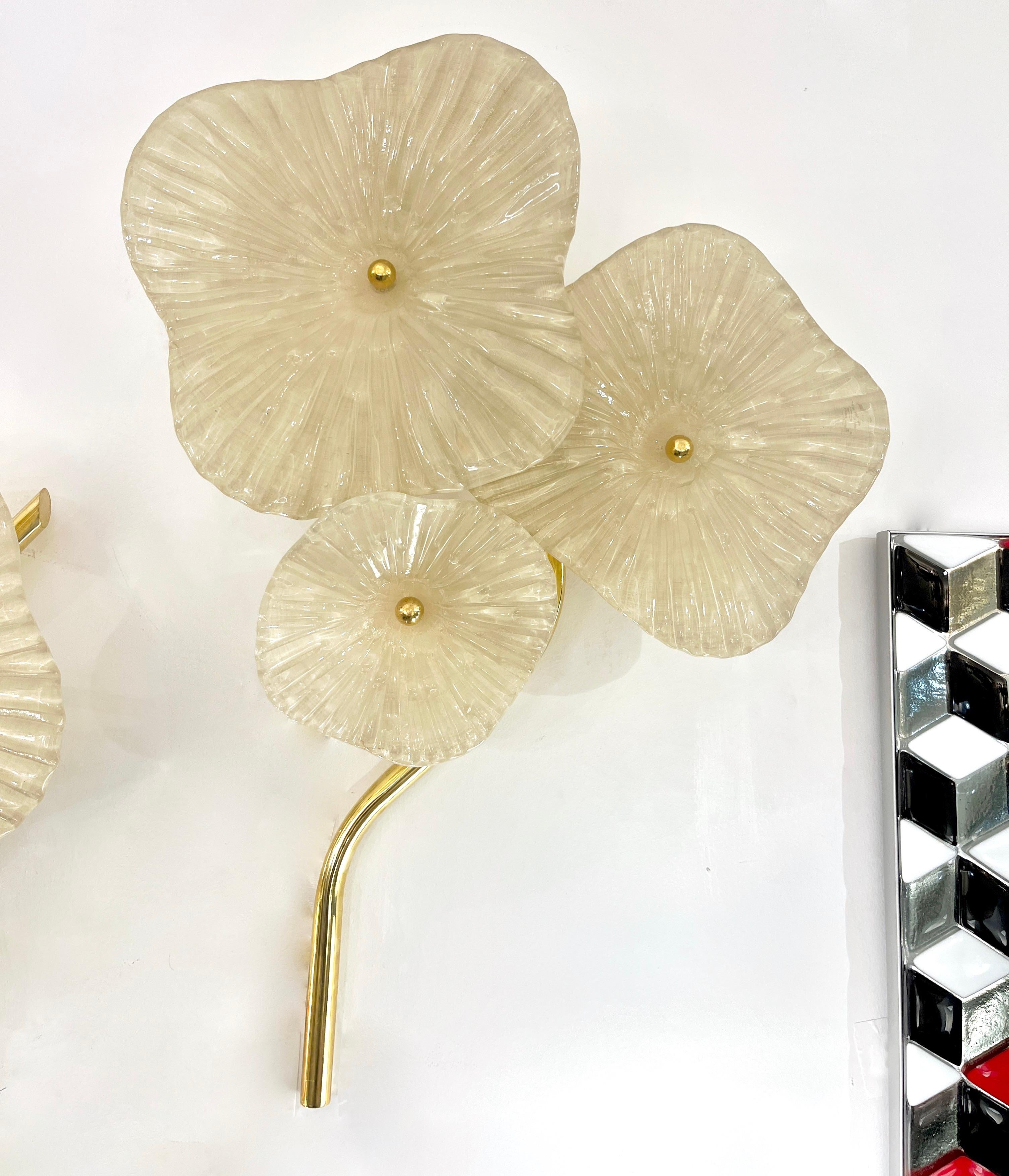 Organic Modern Italian Custom Pair Cream White Murano Glass 3-Flower Branch Brass Wall Sconces For Sale
