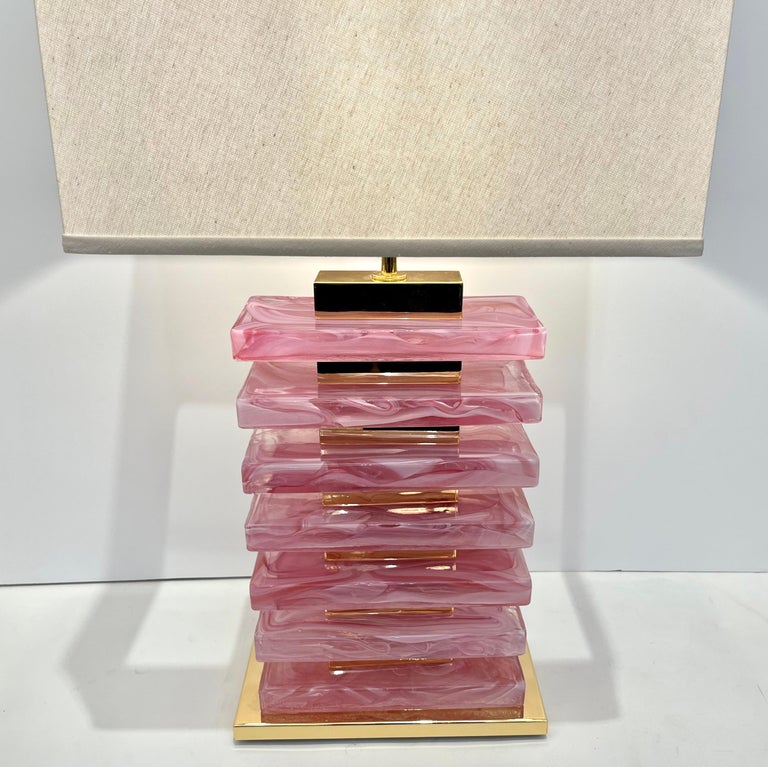 Italian Modern Pair of Architectural Urban Design Pink Murano Glass Brass Lamps For Sale 2