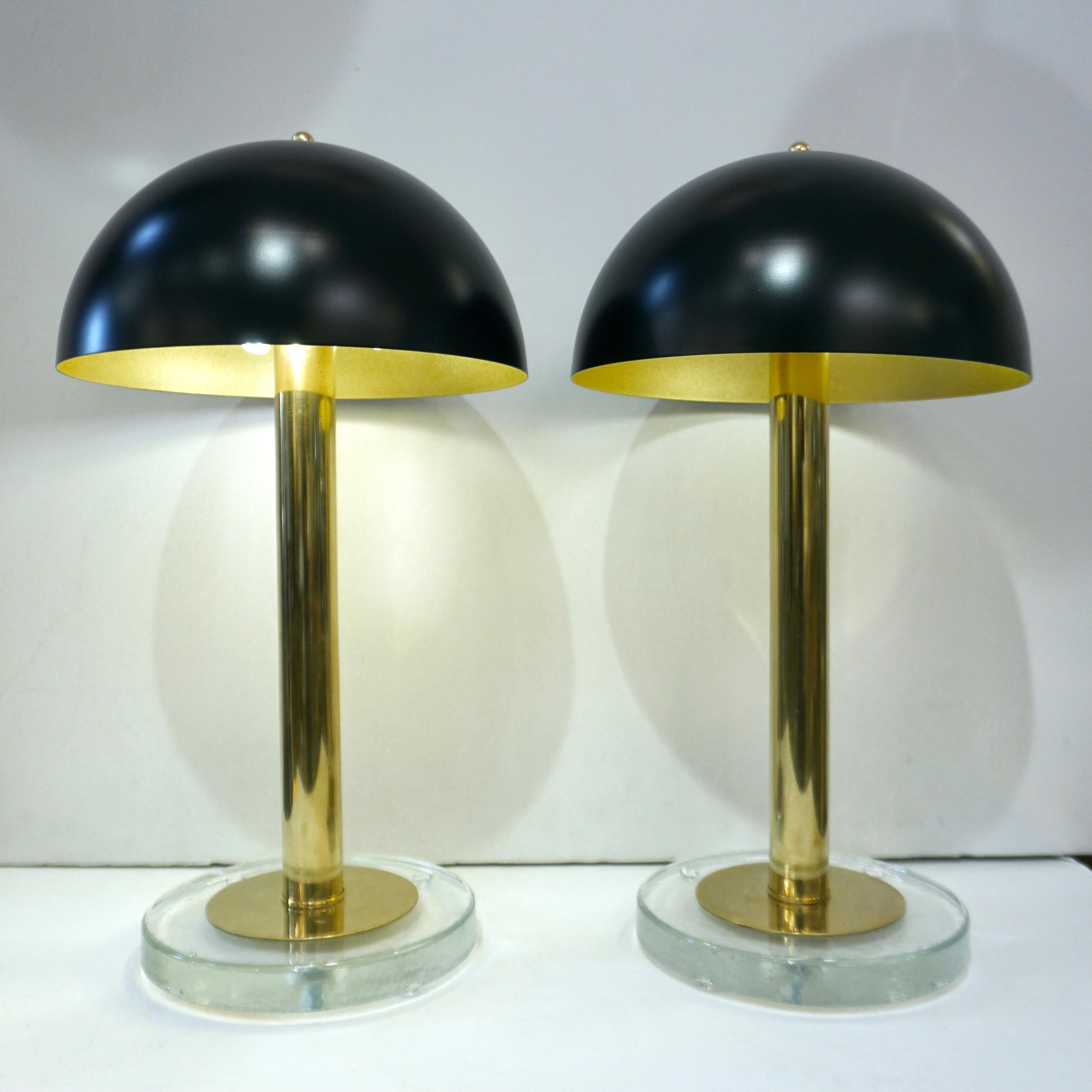 Lacquered Italian Modern Pair of Art Deco Design Black and Gold Lacquer Brass Dome Lamps