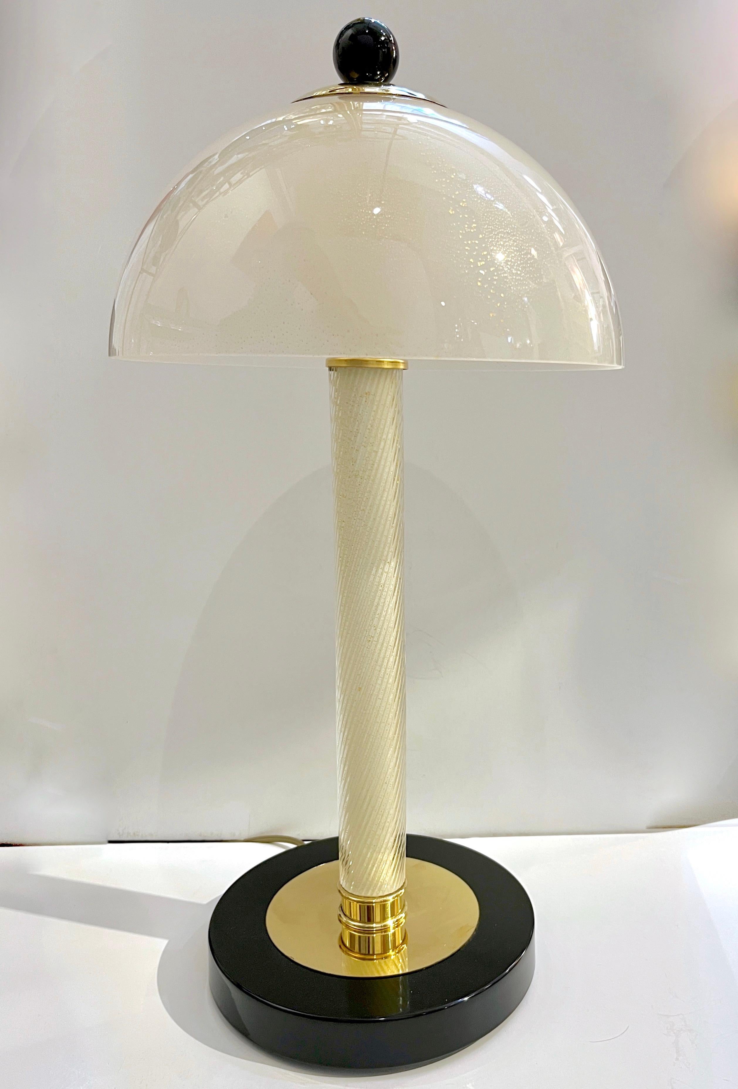 Italian Modern Pair of Art Deco Design Black White Gold Murano Glass Dome Lamps 3