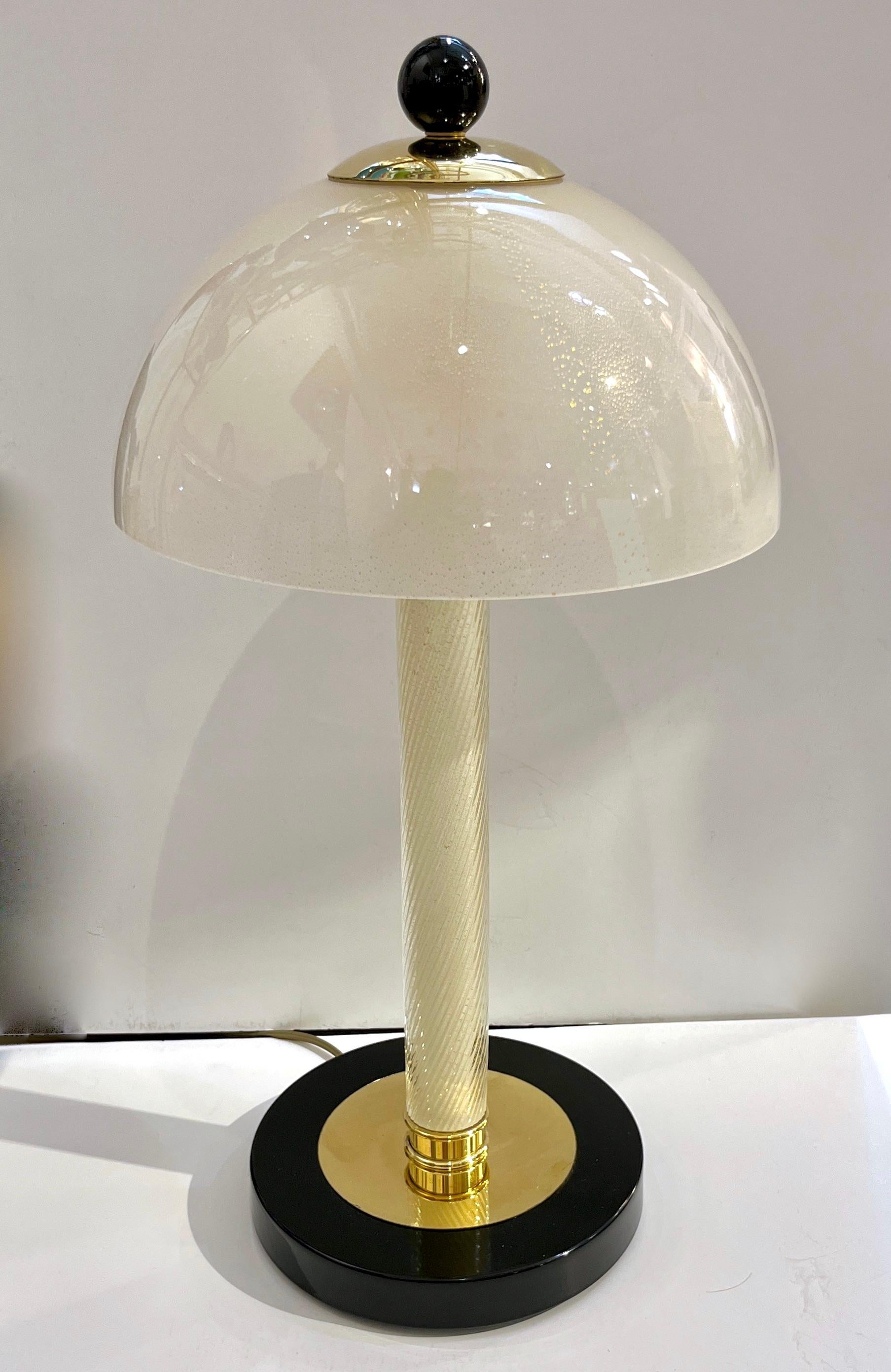 Italian Modern Pair of Art Deco Design Black White Gold Murano Glass Dome Lamps 6