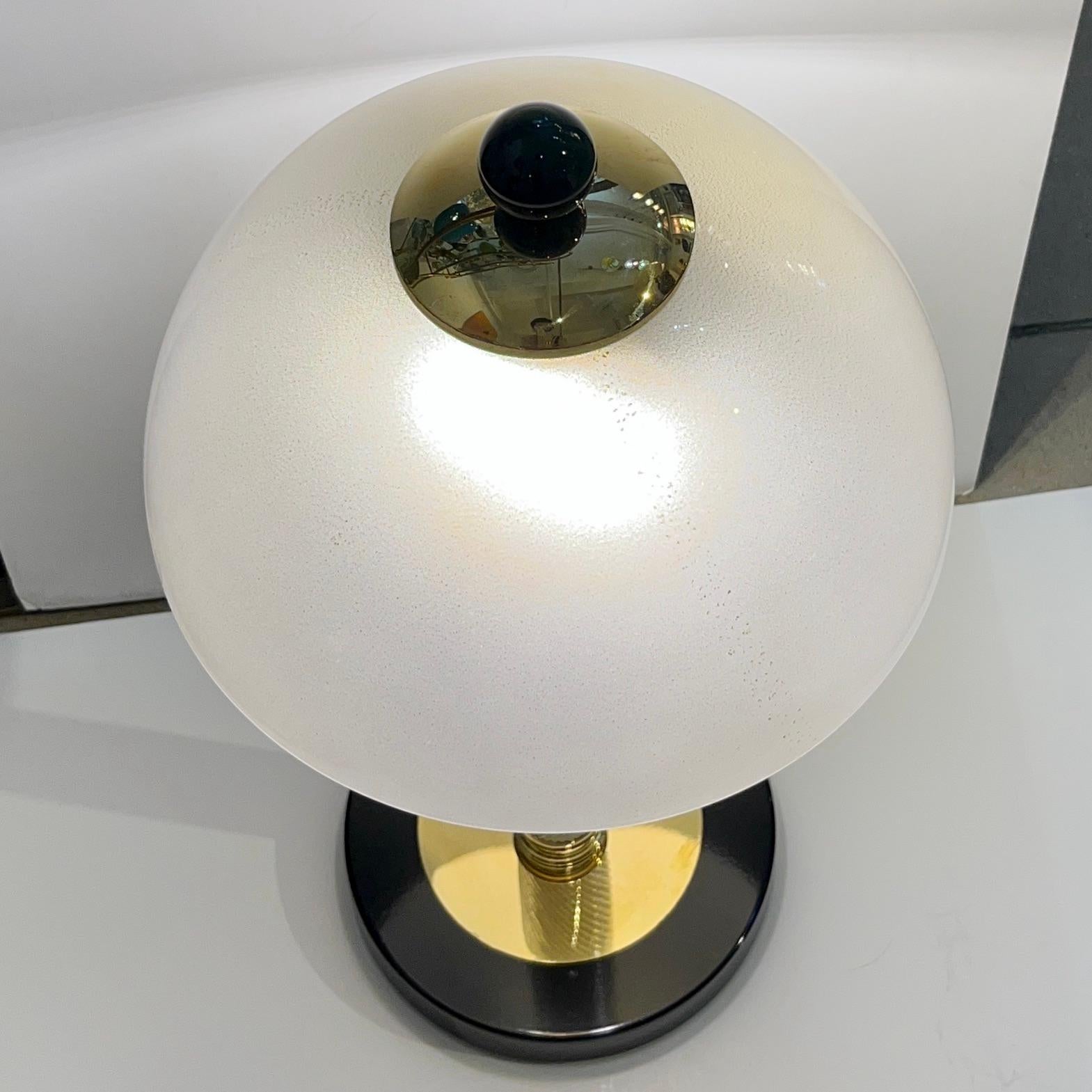 Italian Modern Pair of Art Deco Design Black White Gold Murano Glass Dome Lamps 10