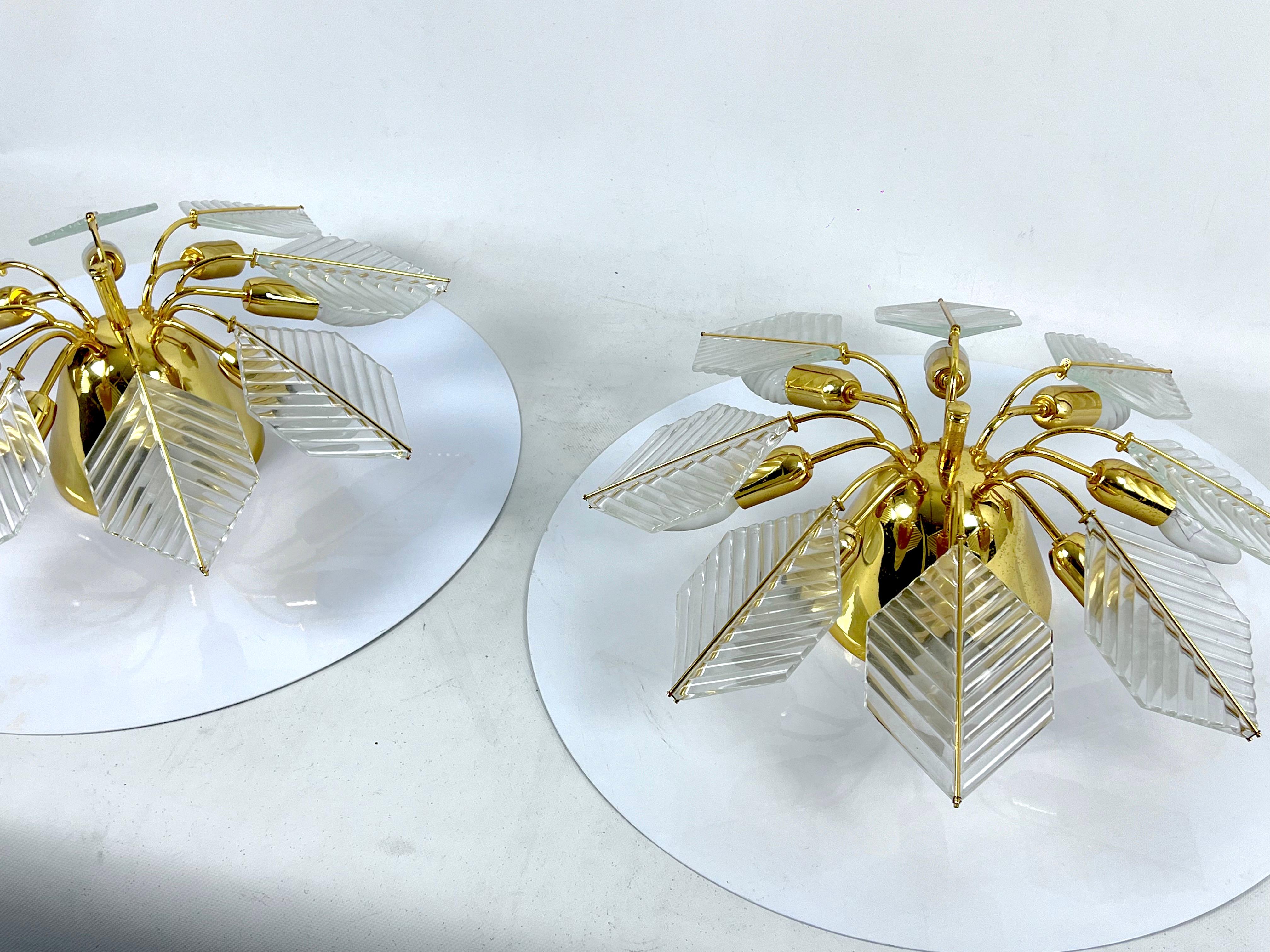 Italian Modern Pair of Brass Ceiling Lamps by Zero Quattro, 1970s For Sale 5