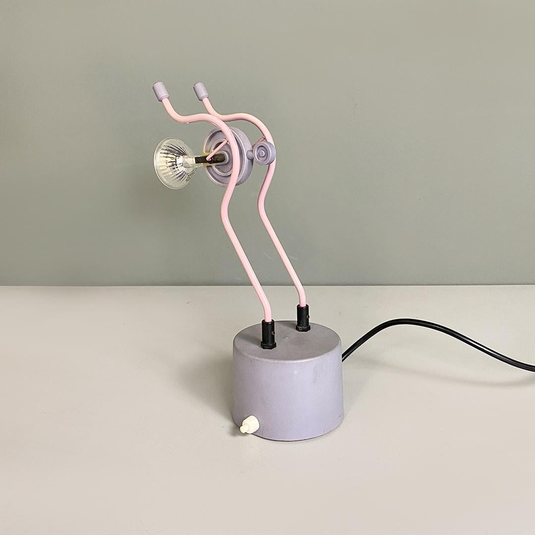 Italian Modern Pair of Pink Metal Sculpture Table Lamps, 1980s For Sale 2