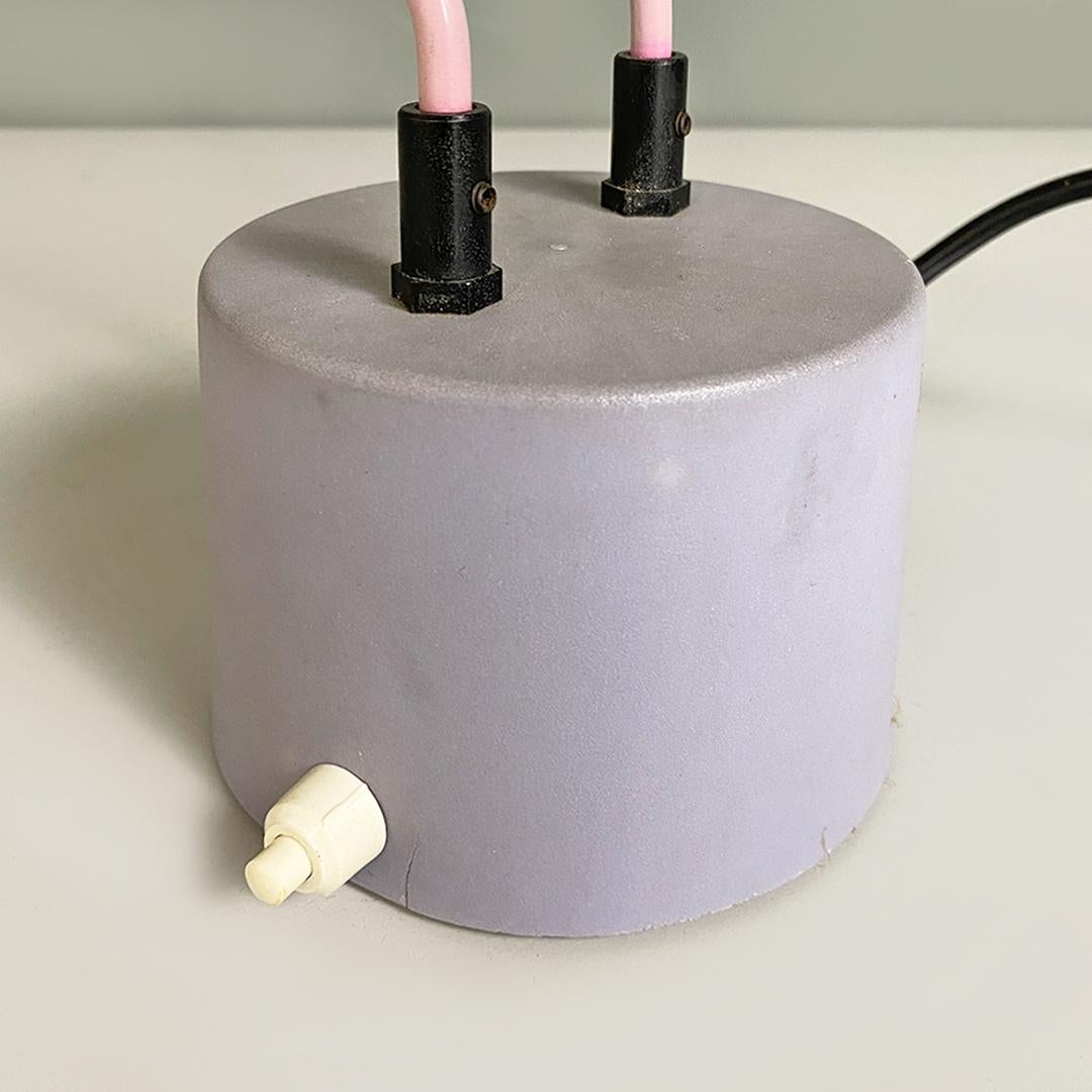 Italian Modern Pair of Pink Metal Sculpture Table Lamps, 1980s For Sale 4