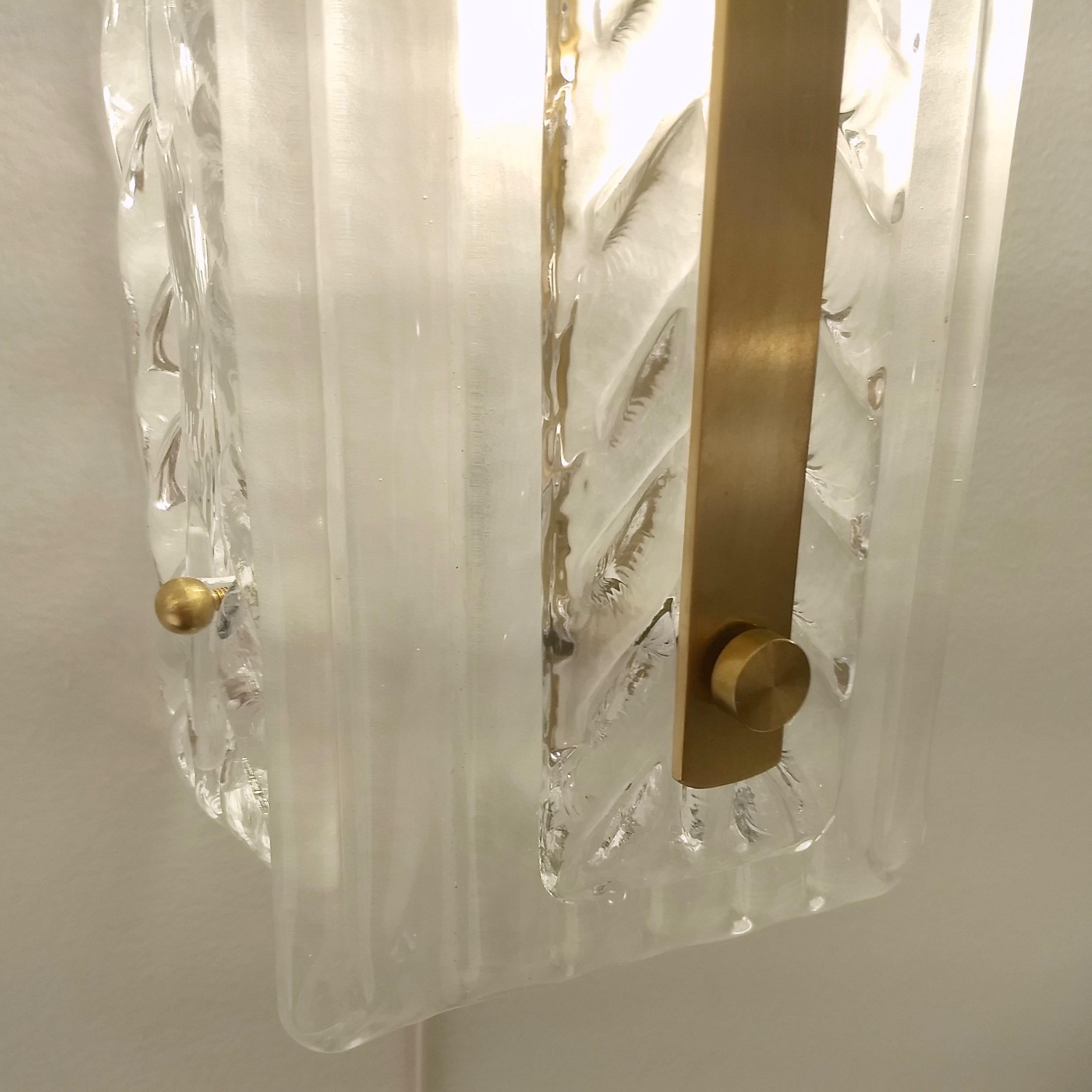 Italian Modern Pair Tall White Crystal Clear Leaf Textured Murano Brass Sconces For Sale 2