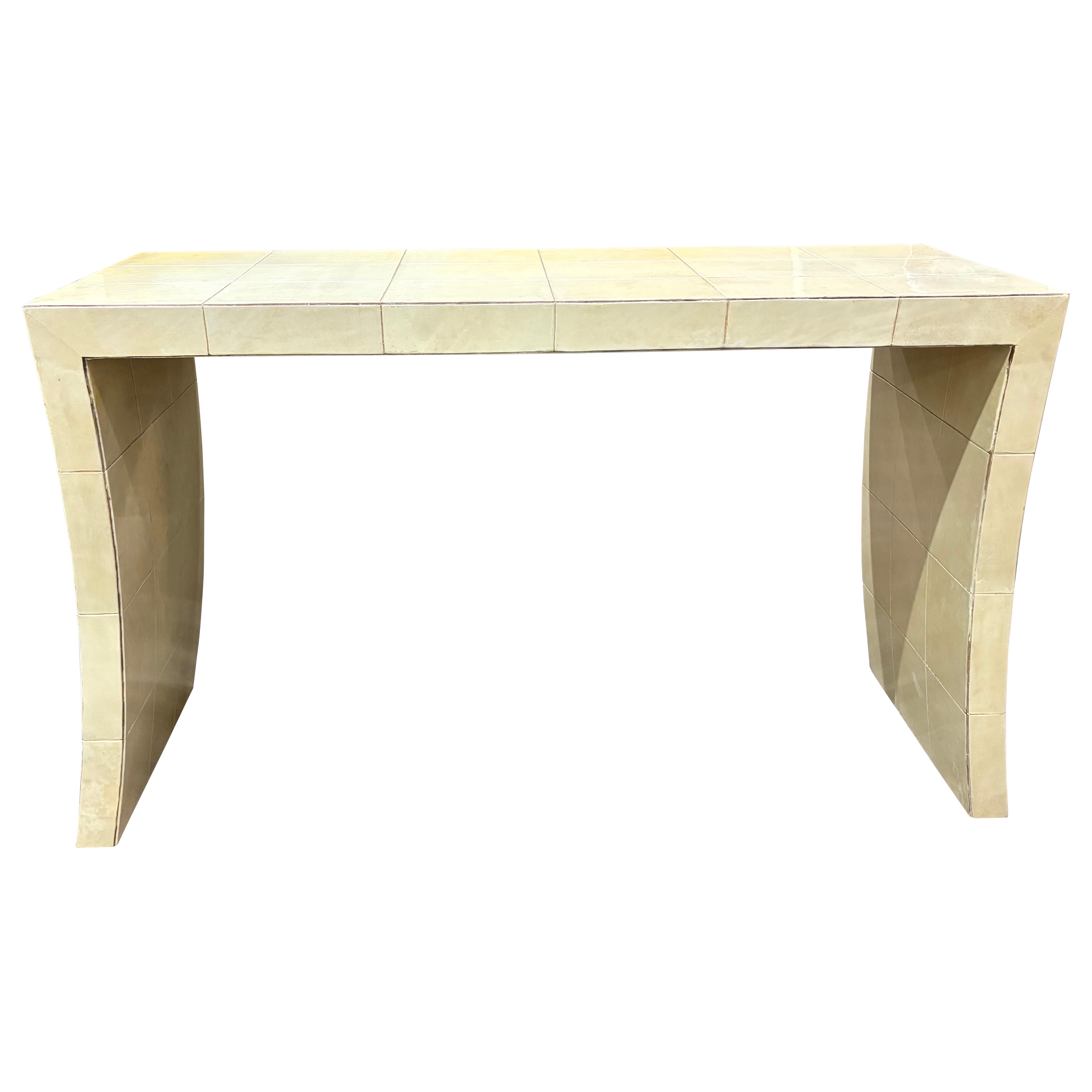 Mesa consola italiana moderna de pergamino