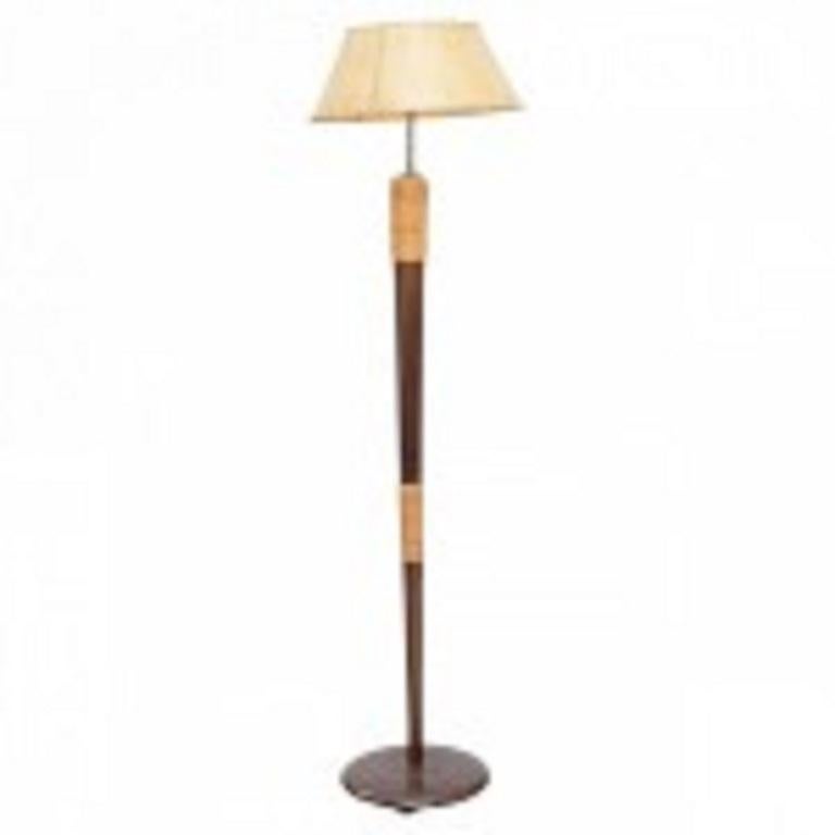 Mid-Century Modern Lampadaire moderne italien à abat-jour en parchemin, Borsani, années 1960 en vente