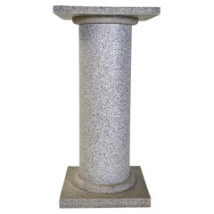 colonne de piédestal moderne italienne en bois peint en pierre, années 1990-2000