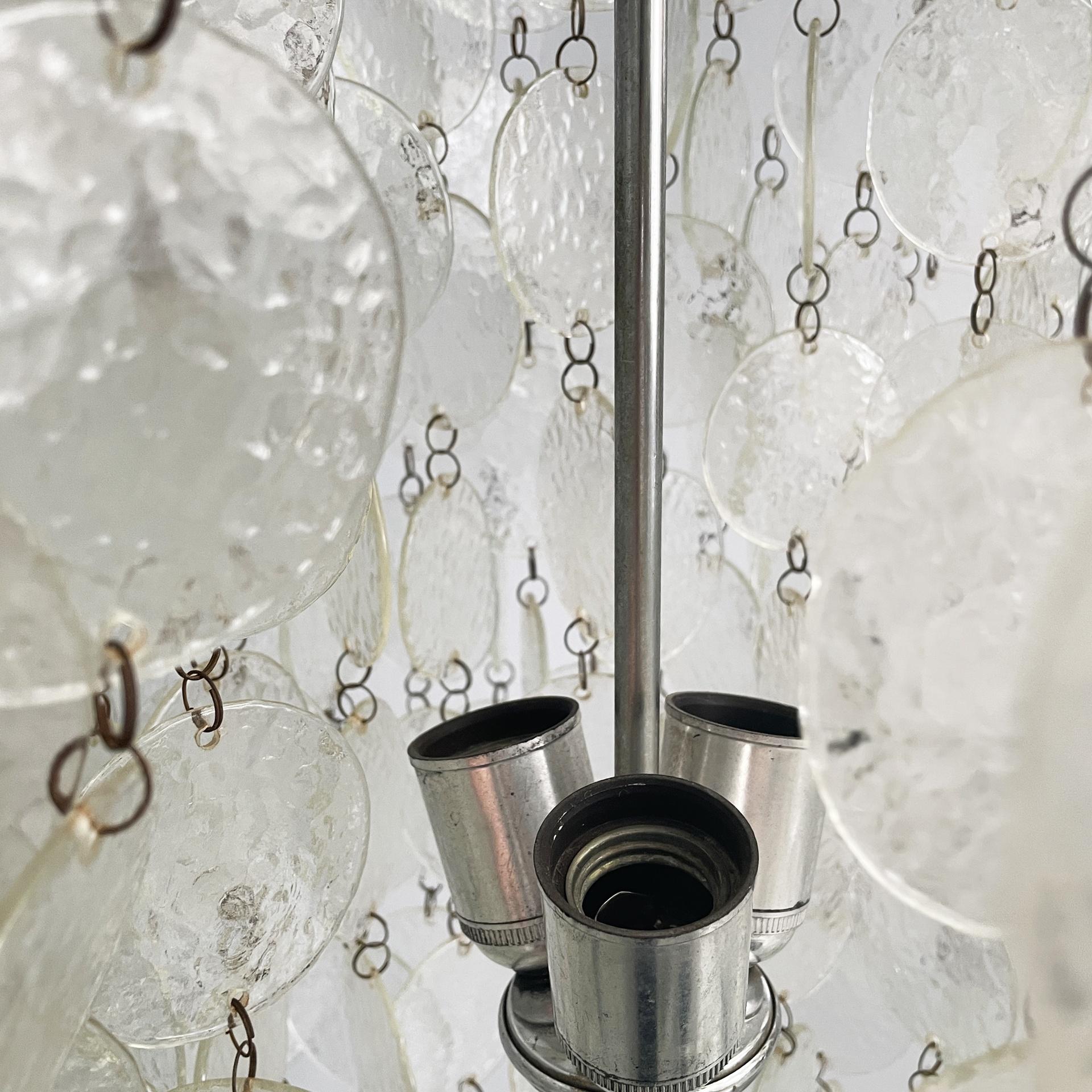 Italian modern pendant chandelier in glass, aluminum and white wood, 1970s in vendita 7