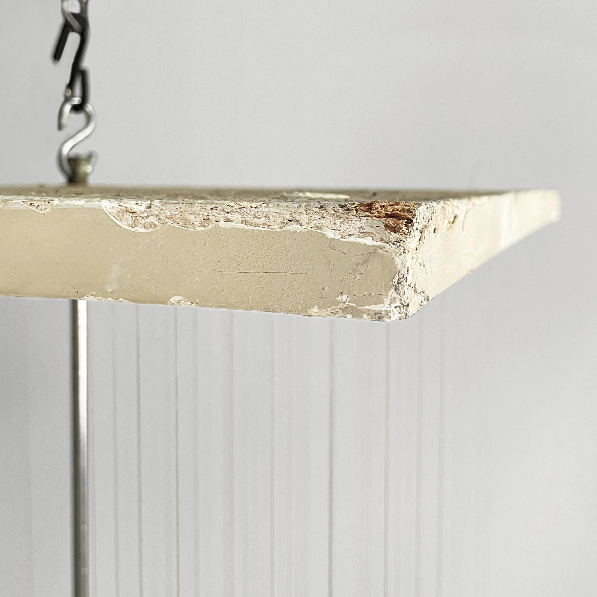 Italian modern pendant chandelier in glass, aluminum and white wood, 1970s in vendita 12