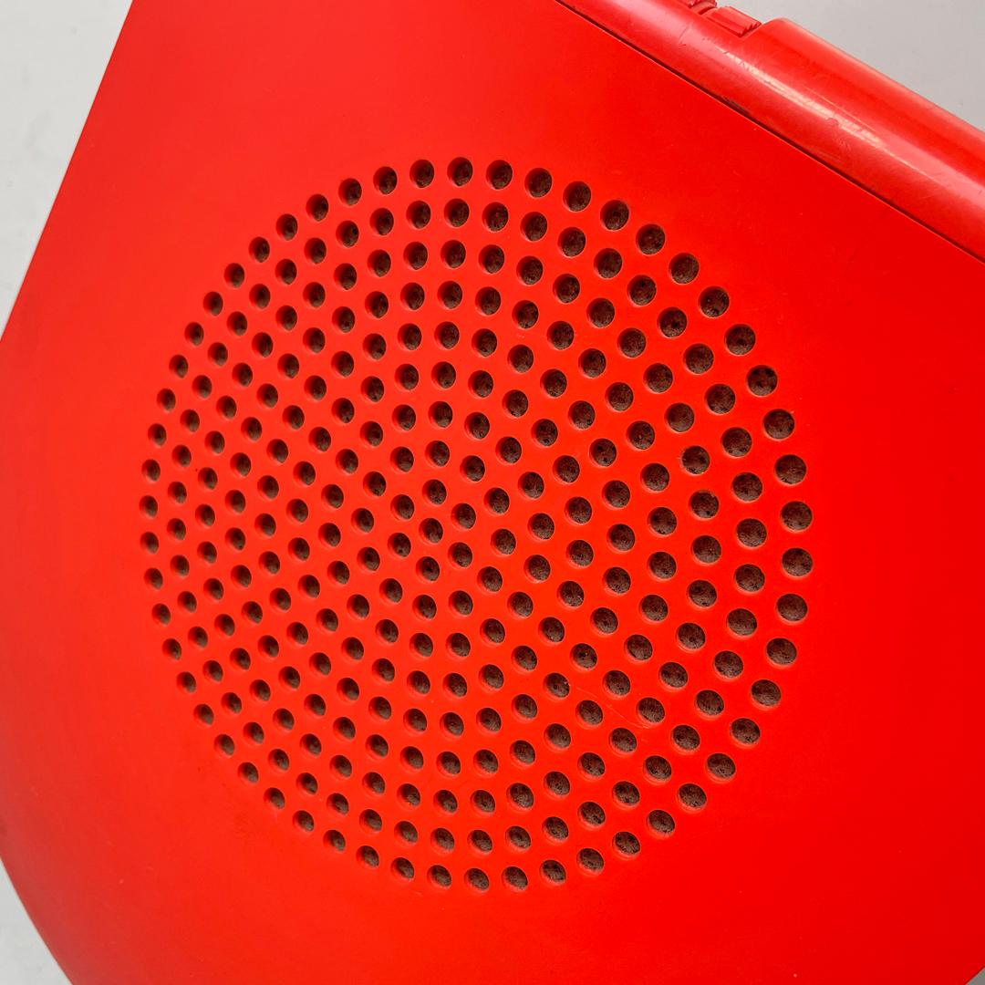 Italian modern Phono Boy portable record player Mario Bellini for Grundig, 1970s 5