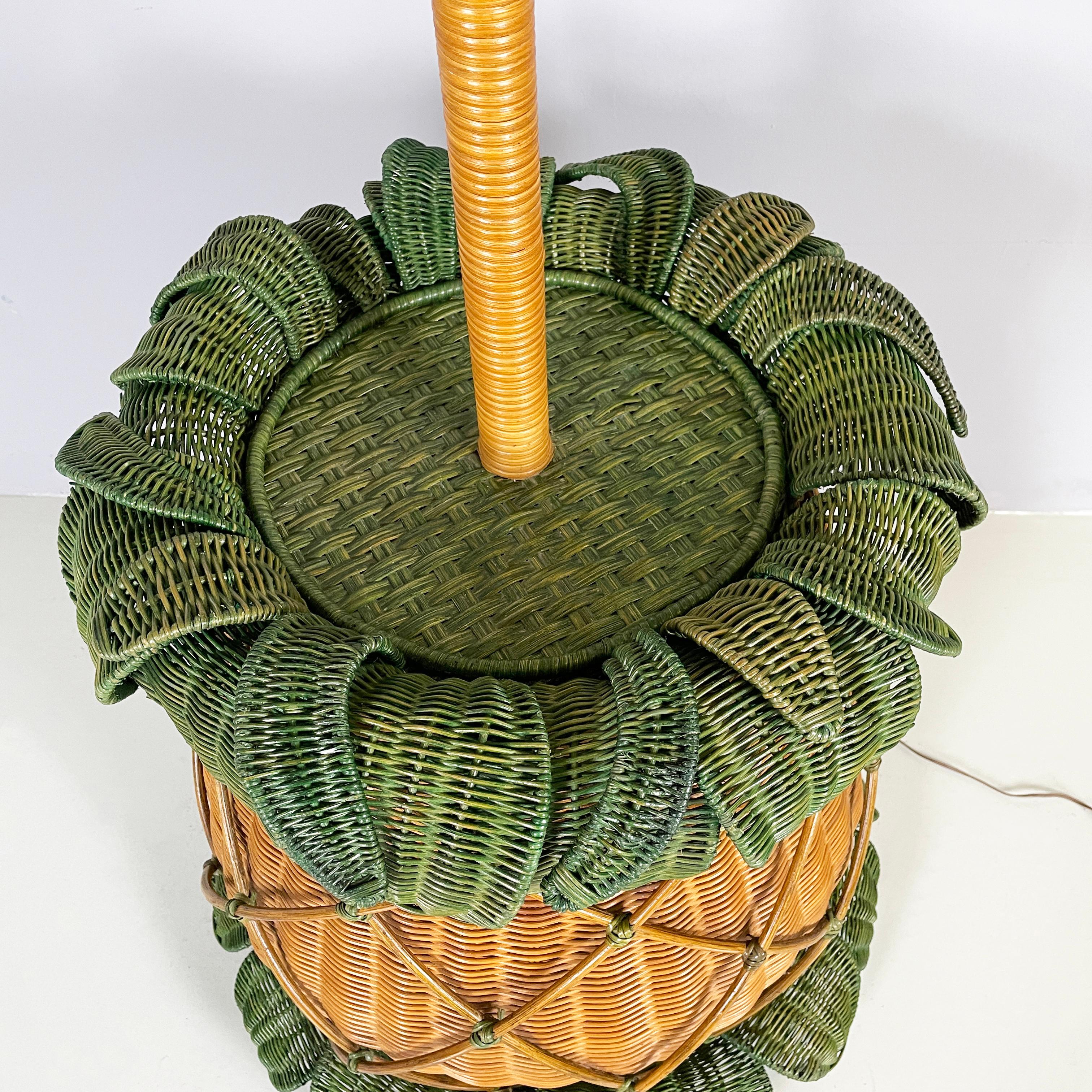 Italian modern Pineapple shape floor lamp in wicker, 1970s For Sale 7