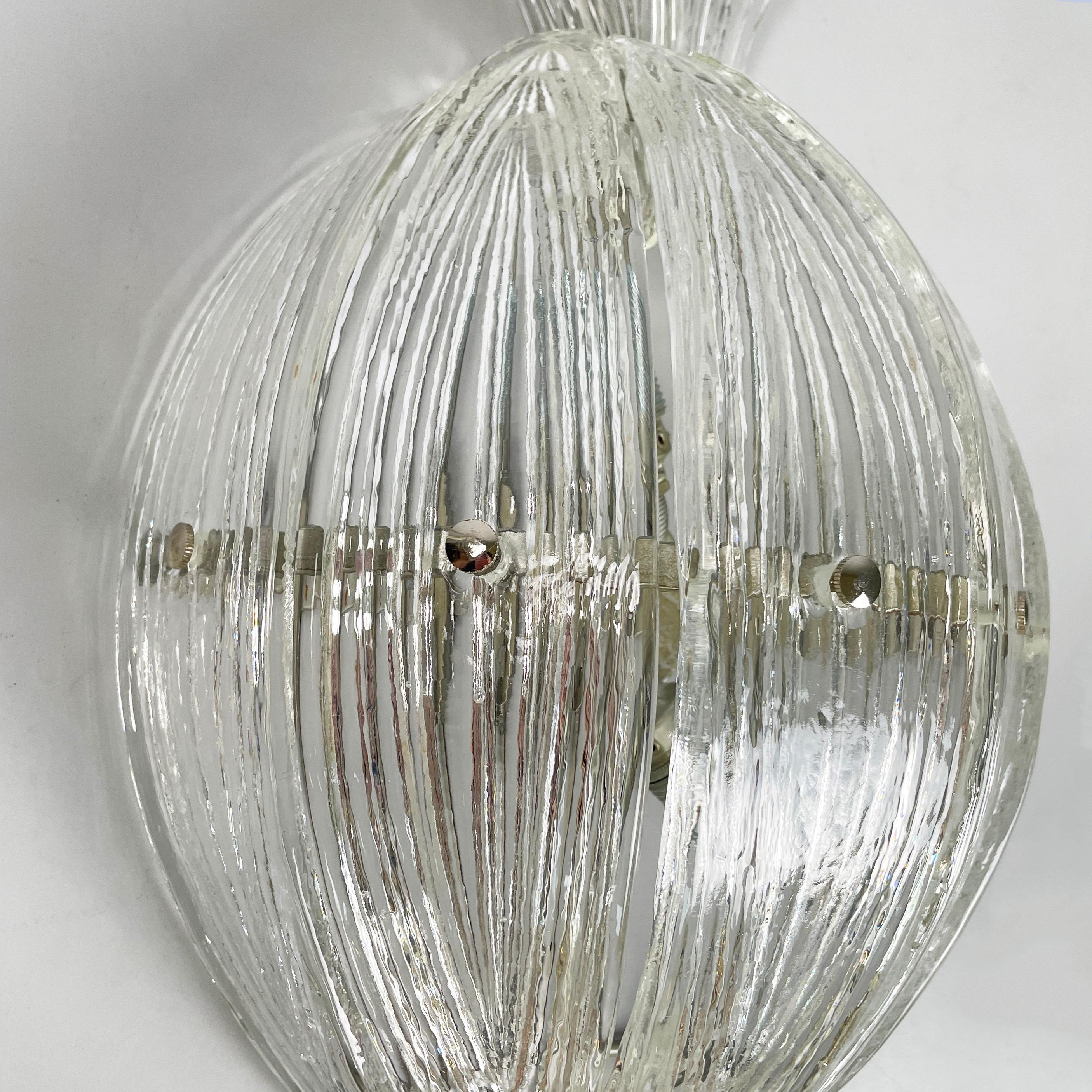 Lampada da parete moderna italiana a forma di ananas in vetro scanalato e metallo, anni '80 in vendita 4
