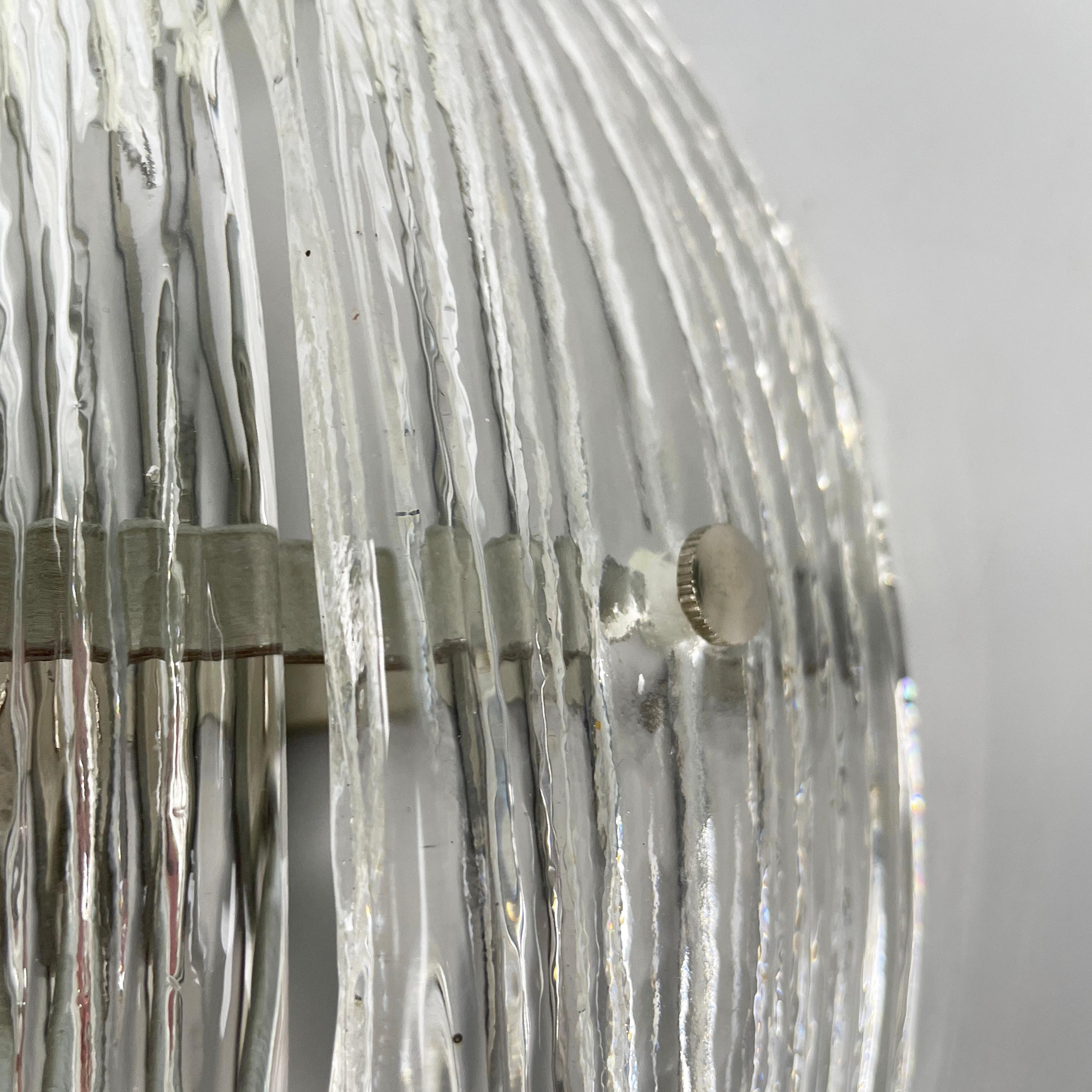 Lampada da parete moderna italiana a forma di ananas in vetro scanalato e metallo, anni '80 in vendita 6