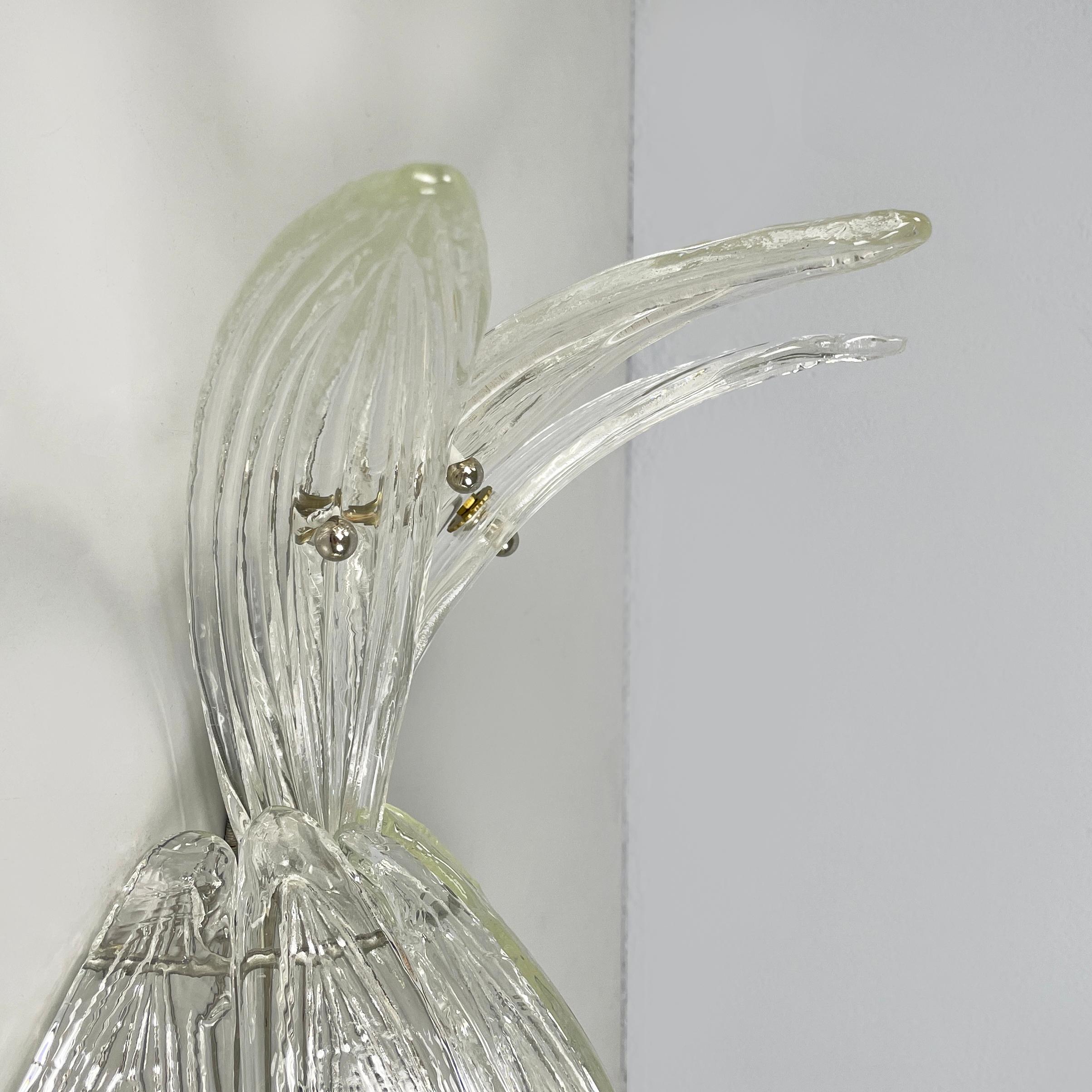 Lampada da parete moderna italiana a forma di ananas in vetro scanalato e metallo, anni '80 in vendita 1