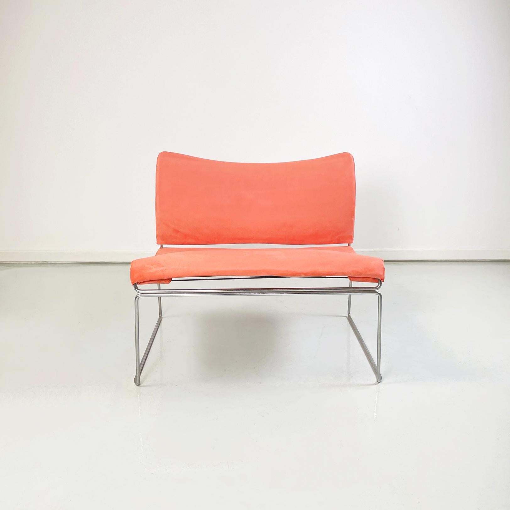 Sillón moderno italiano rosa mod. Saghi de Kazuhide Takahama para Gavina, años 70
Sillón icónico y elegante mod. Saghi con estructura de varillas de acero. El asiento y el respaldo están ligeramente acolchados y tapizados en terciopelo rosa