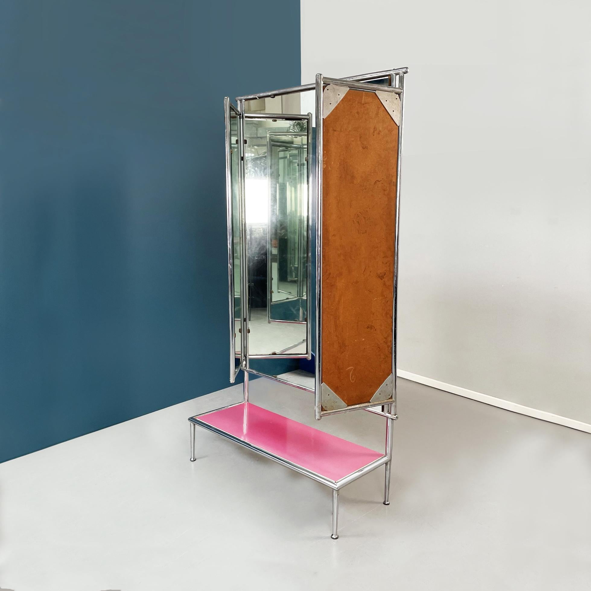 Miroir de sol moderne italien en bois rose et métal tubulaire avec 3 portes, années 1980 Bon état - En vente à MIlano, IT