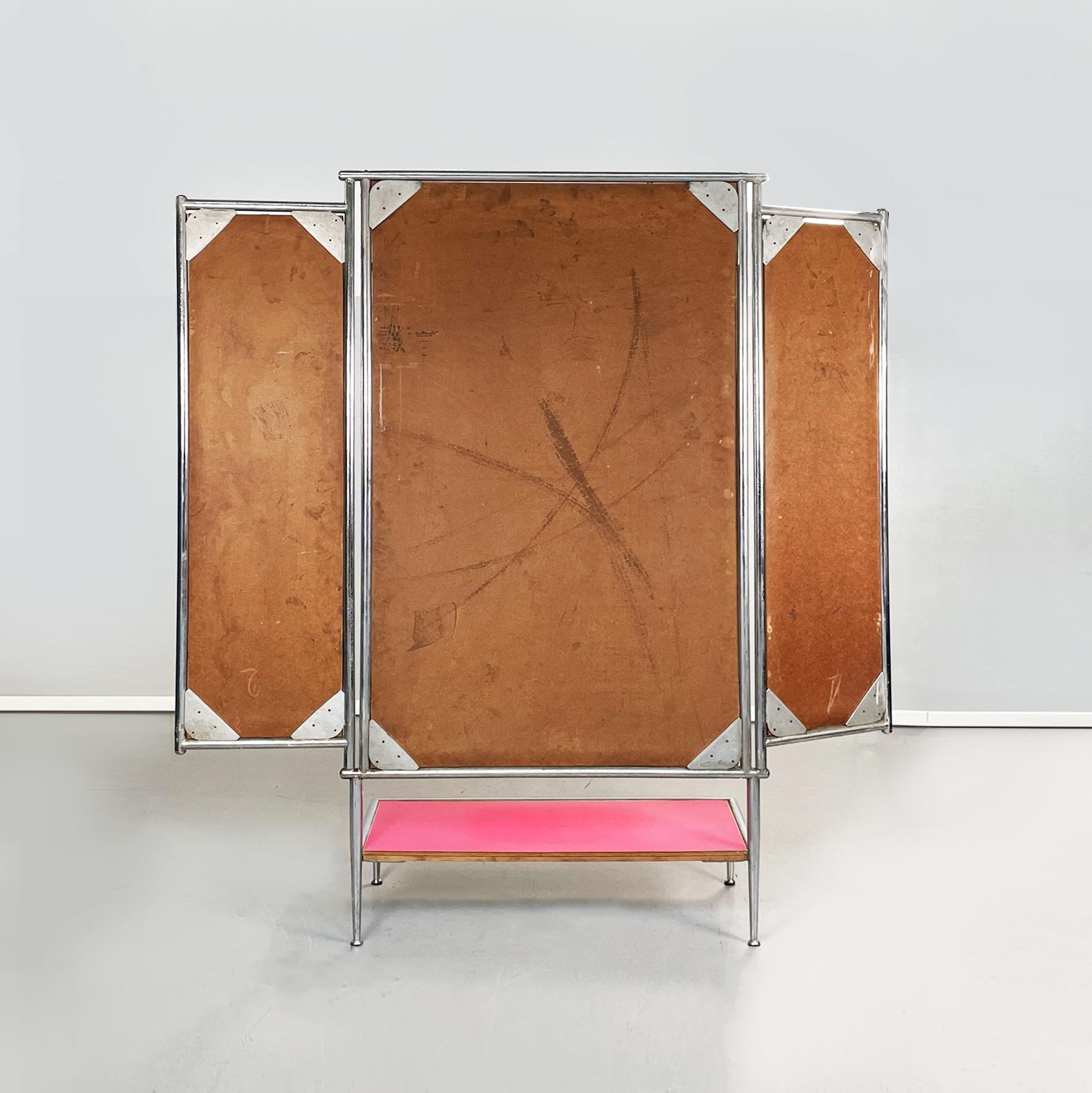 Italian Modern Pink Wooden and Tubular Metal Floor Mirror with 3 Doors, 1980s In Good Condition For Sale In MIlano, IT