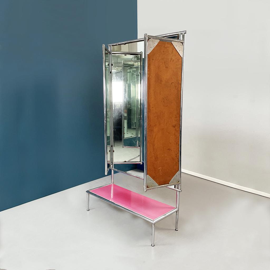 Fine XX secolo Specchio da terra moderno italiano in legno rosa e metallo tubolare con ante, anni '80 in vendita