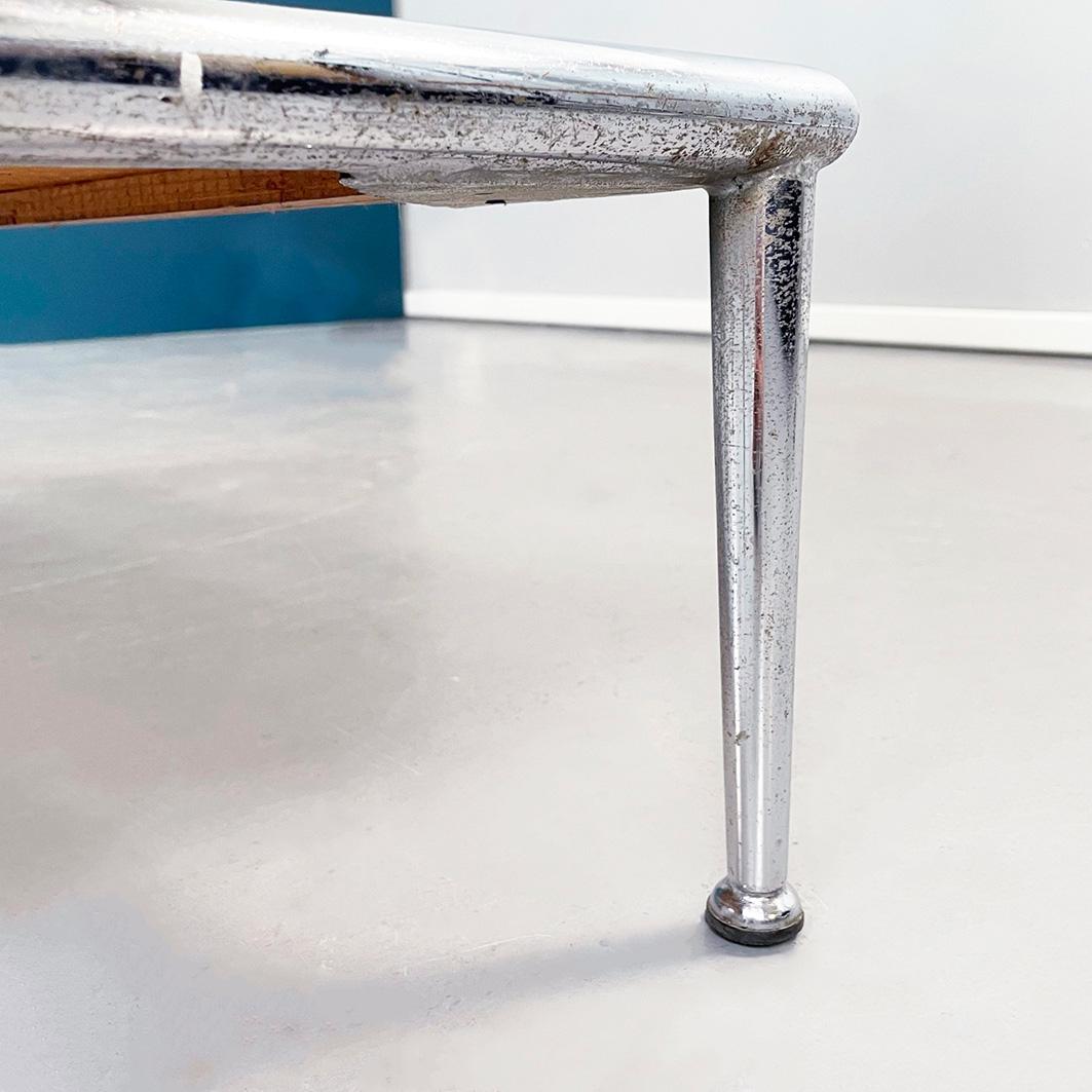 Specchio da terra moderno italiano in legno rosa e metallo tubolare con ante, anni '80 in vendita 2