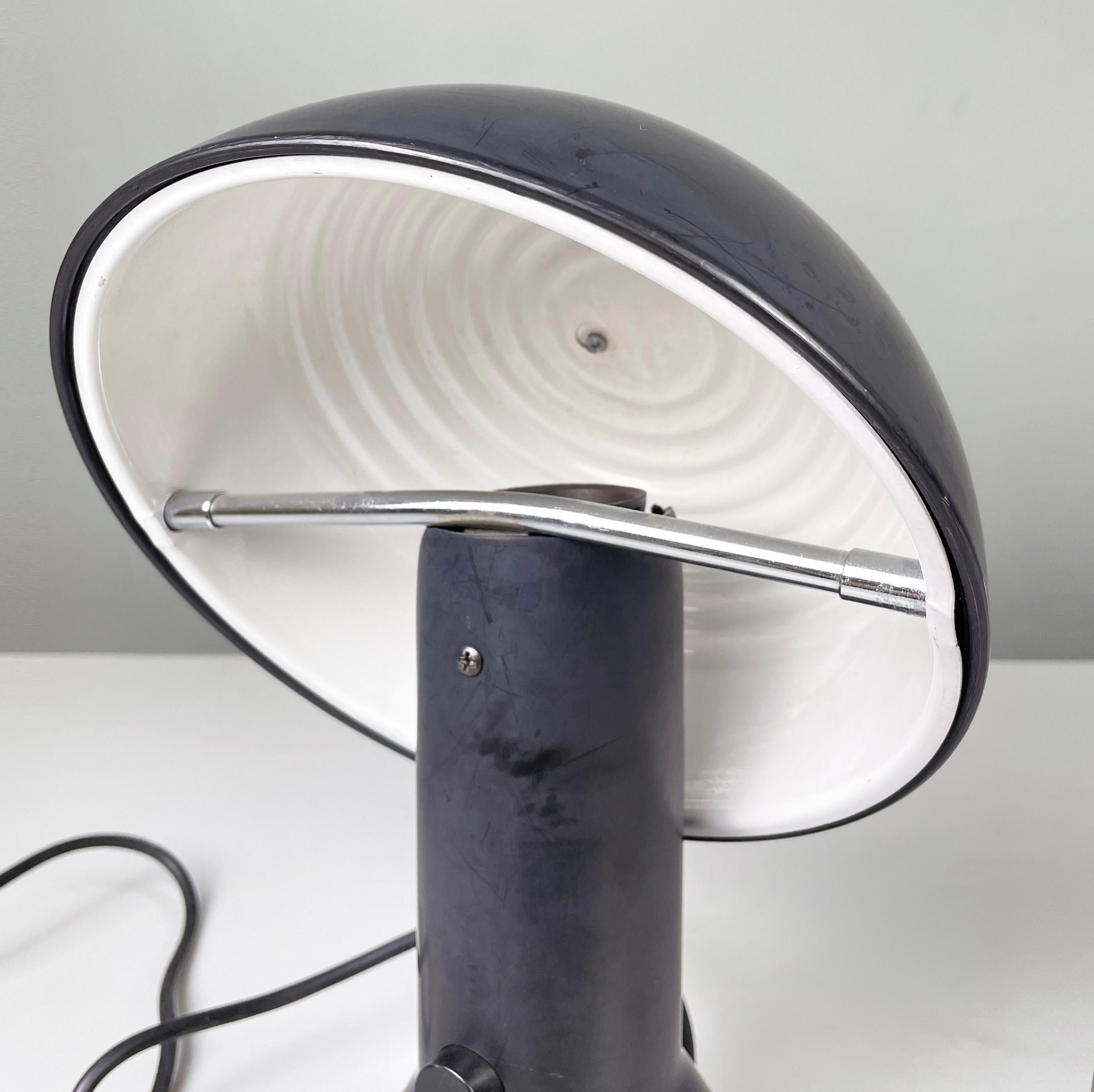 Italian modern Plastic adjustable table lamp Elmetto by Martinelli Luce, 1980s 4
