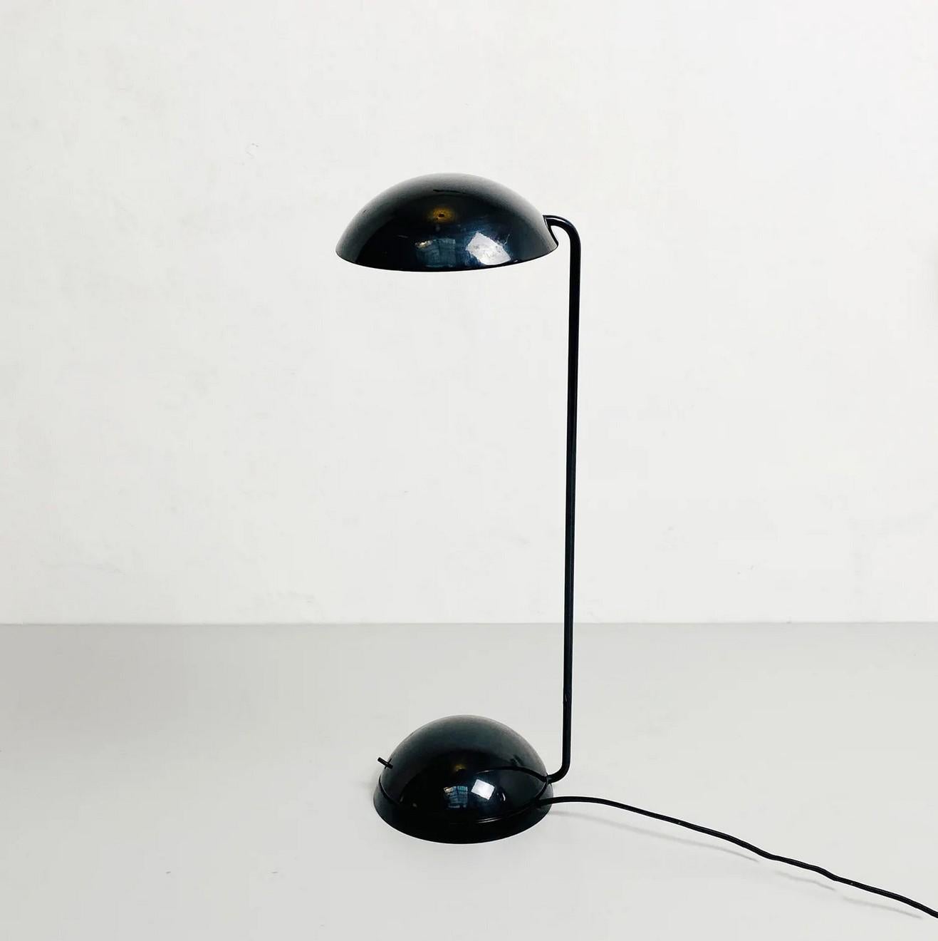 Late 20th Century Italian Modern Plastic and Black Metal Bikini Table Lamp by Tronconi, 1980s For Sale