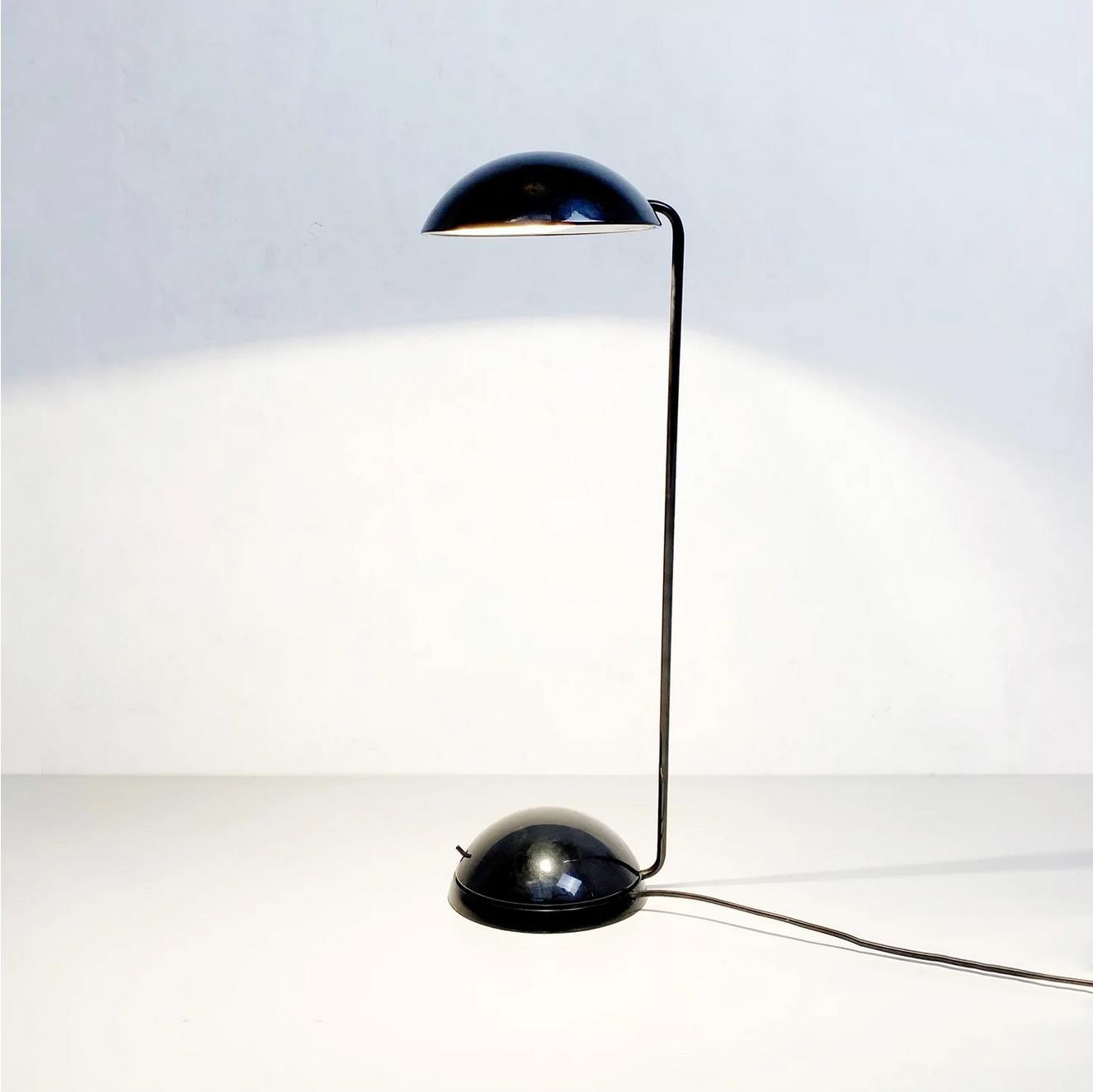 Italian Modern Plastic and Black Metal Bikini Table Lamp by Tronconi, 1980s For Sale 2
