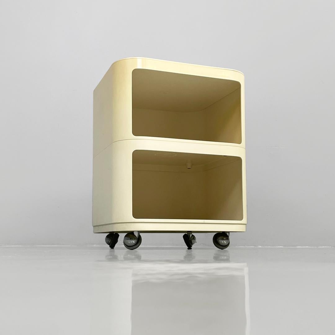 Cassettiera moderna italiana in plastica di Anna Castelli per Kartell, anni '70 in vendita 2