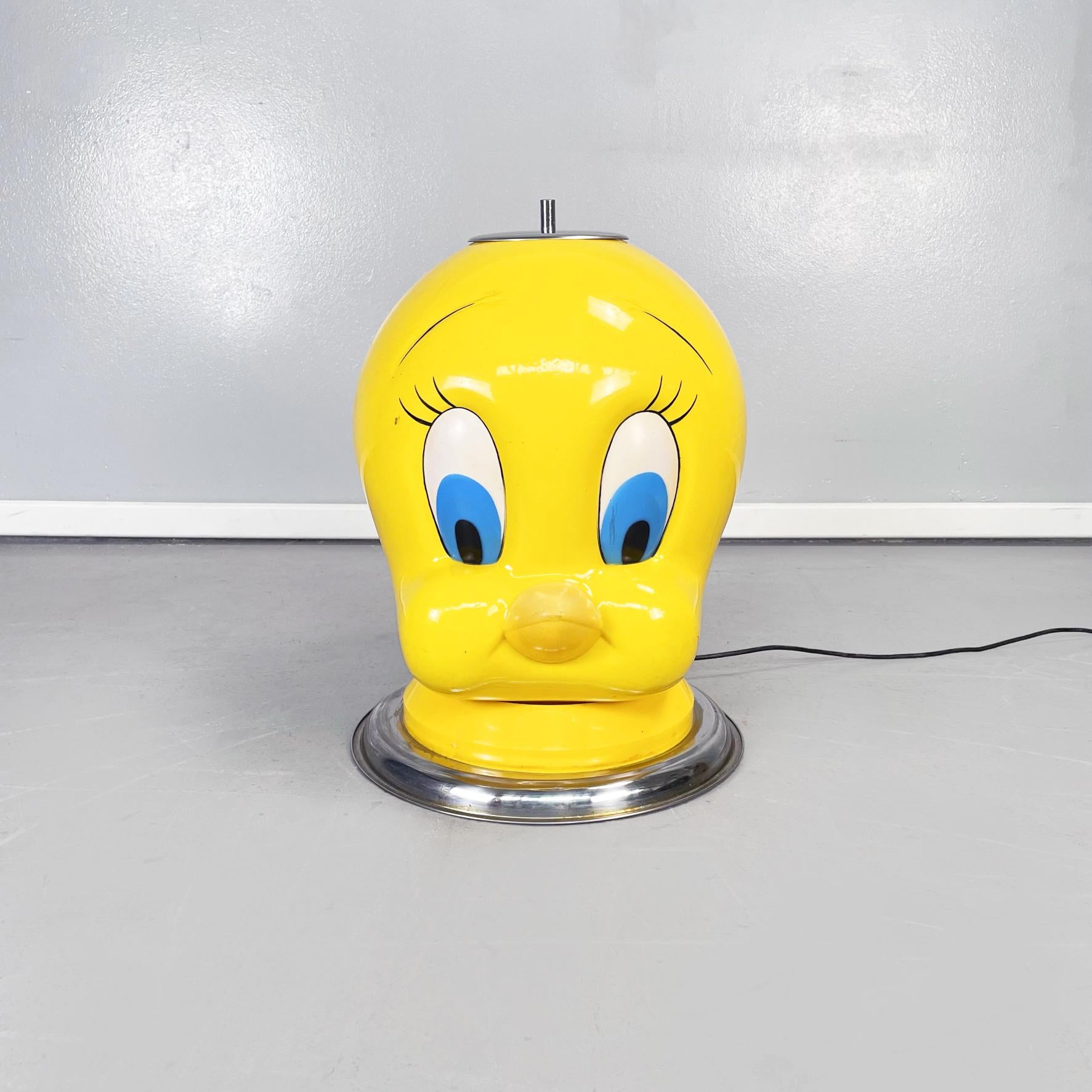 Italian modern plastic floor lamp of the head of Tweety Bird, 1990s.
Floor lamp in the shape of the head of the famous character Tweety Bird from Warner Bros, in plastic. Big light blue eyes with long lashes, typical of this character. The round