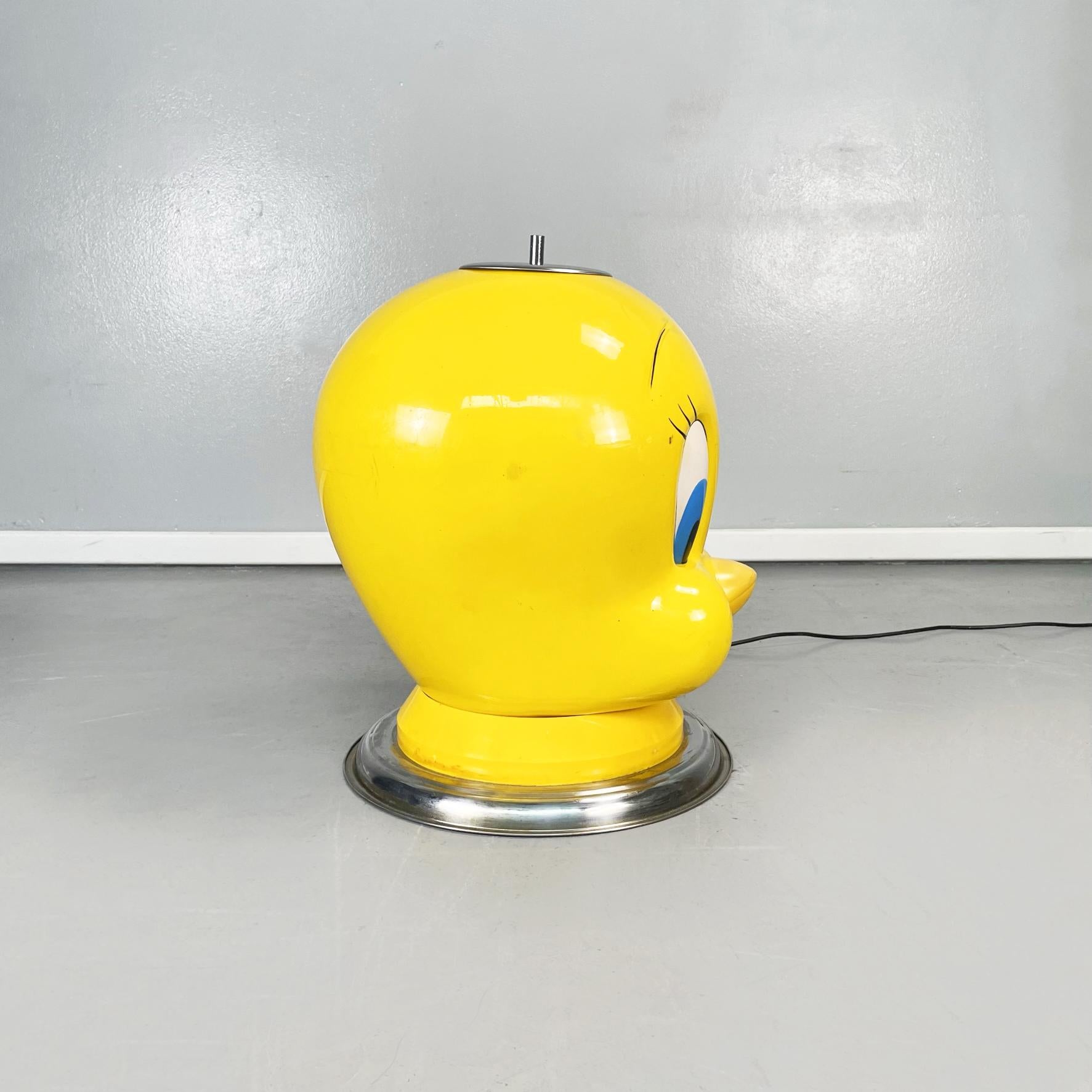 Italian Modern Plastic Floor Lamp of the Head of Tweety Bird, 1990s In Good Condition In MIlano, IT