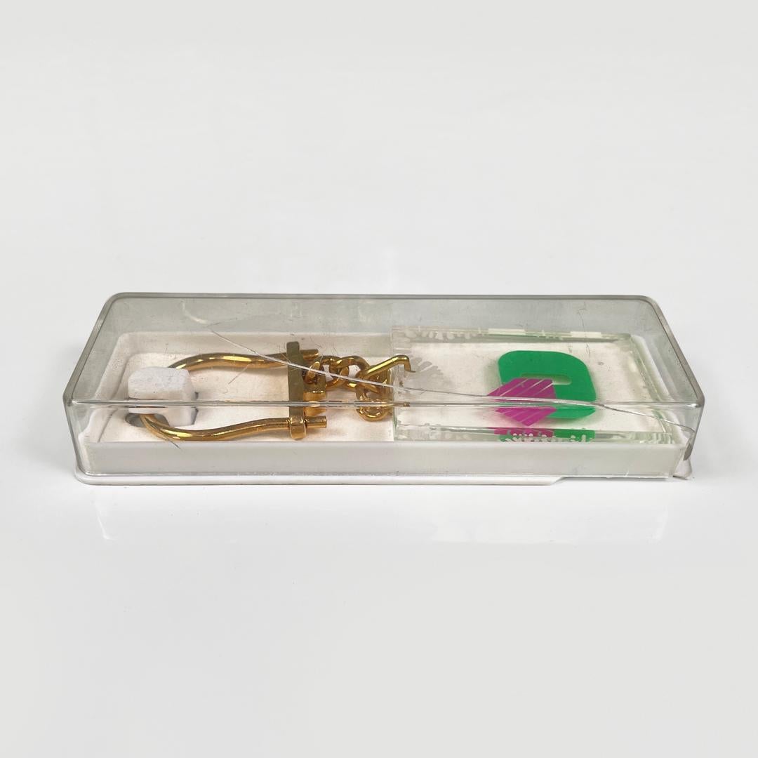 Late 20th Century Italian modern plastic keychain for Olivetti, 1970s in vendita