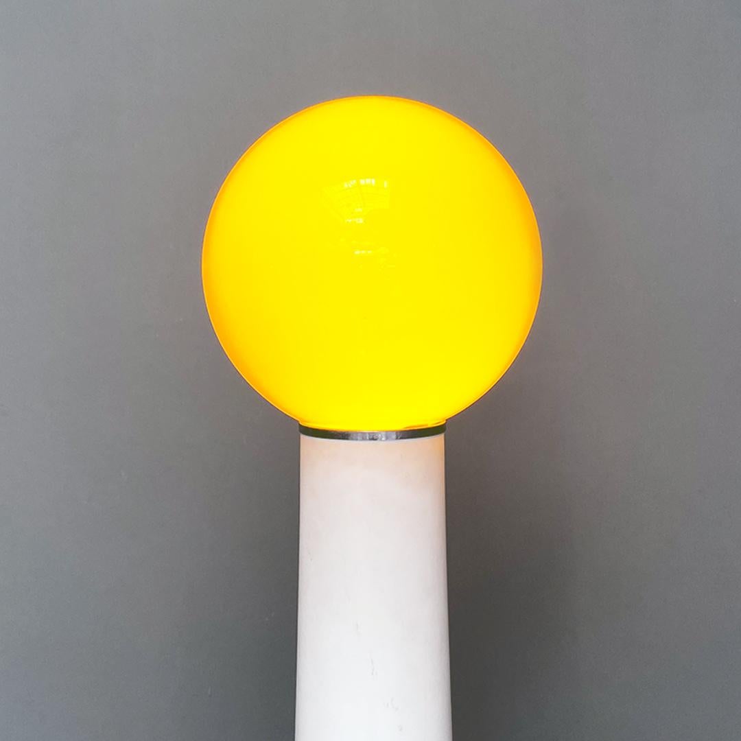 Italian Modern Plastic, Yellow Glass Floor Lamp, Annig Sarian for Kartell 1970s In Good Condition For Sale In MIlano, IT