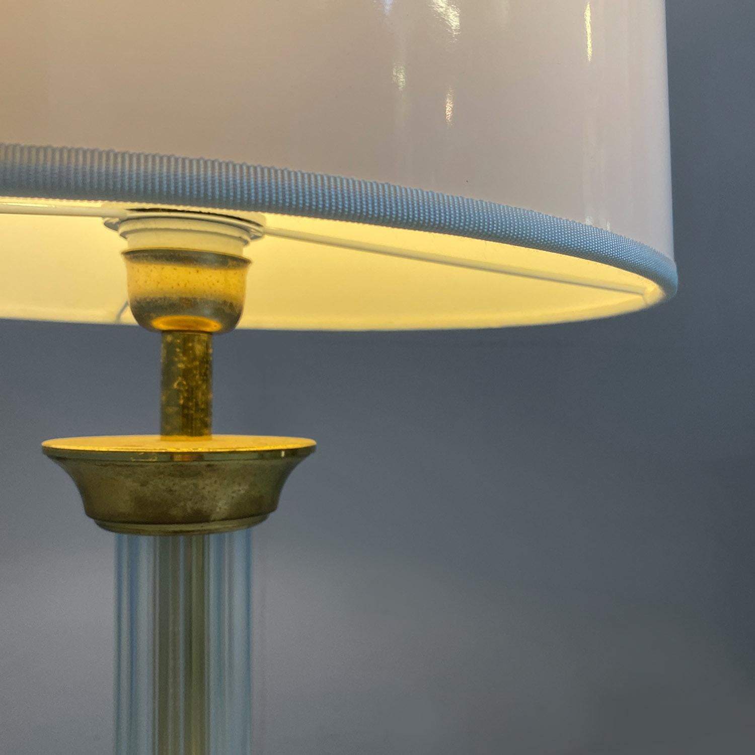Italian modern plexiglass and brass table lamp with glossy white lampshade 1970s For Sale 6