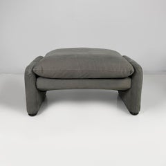 Italian modern pouf Maralunga by Vico Magistretti for Cassina, 1970s