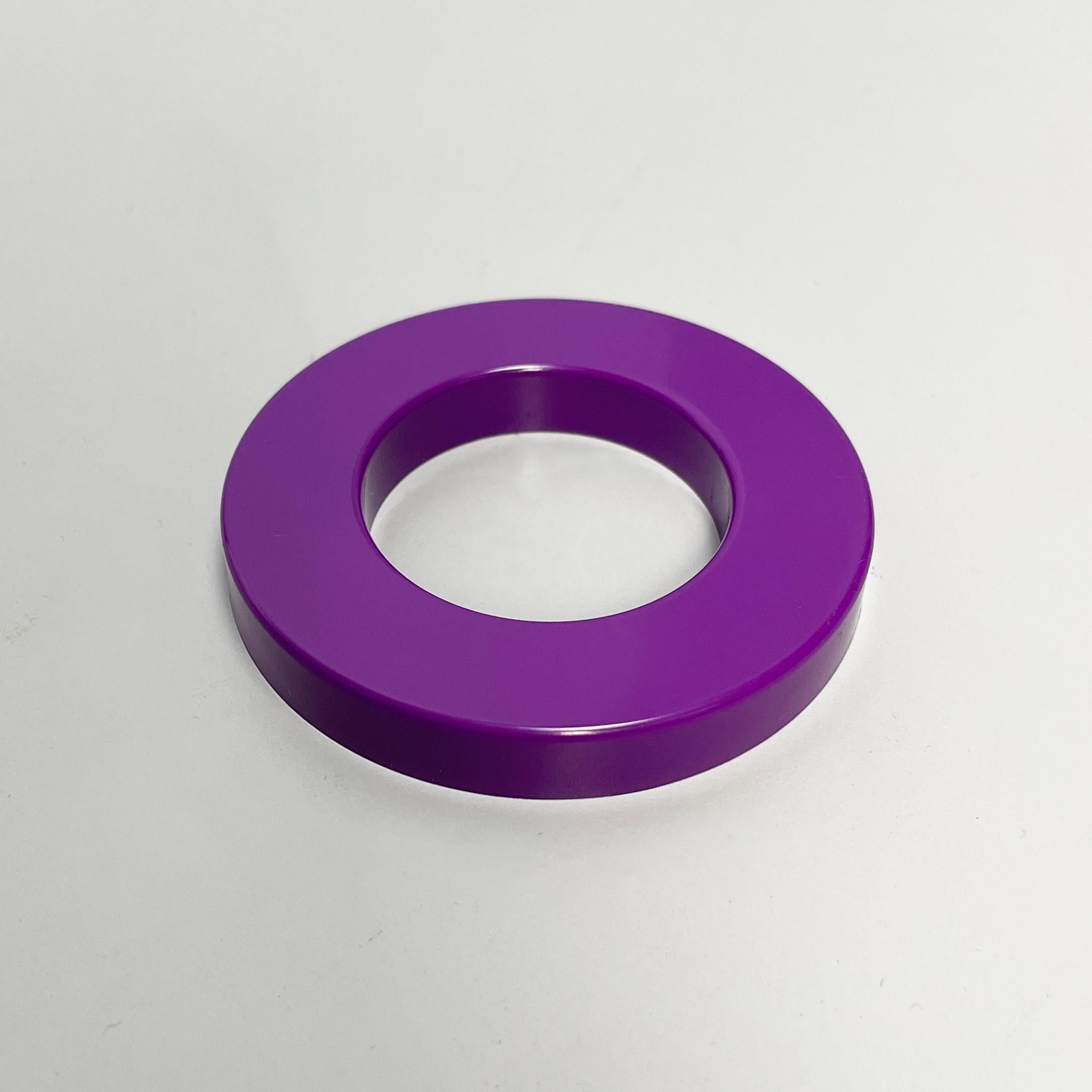 Italian modern purple rings for the perpetual wall calendar by Ring A Date, 2020 For Sale 2