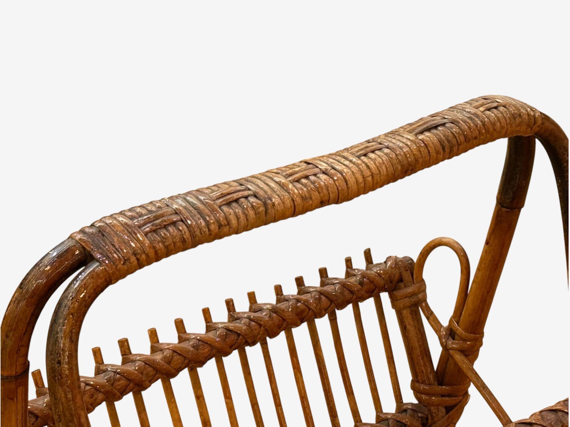 Moderno italiano, rattan, bambù, canna, portariviste, Italia, anni '60 In condizioni buone in vendita a Manhasset, NY
