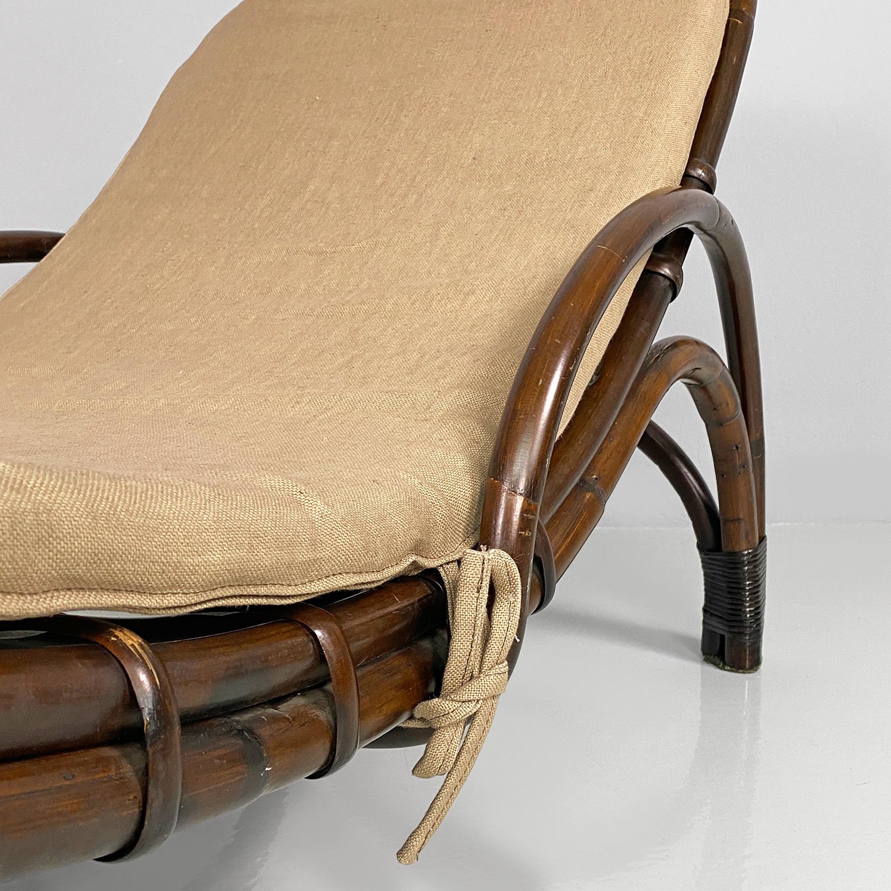 Italian modern rattan chaise longue or deckchair with cotton pillow, 1980s in vendita 5