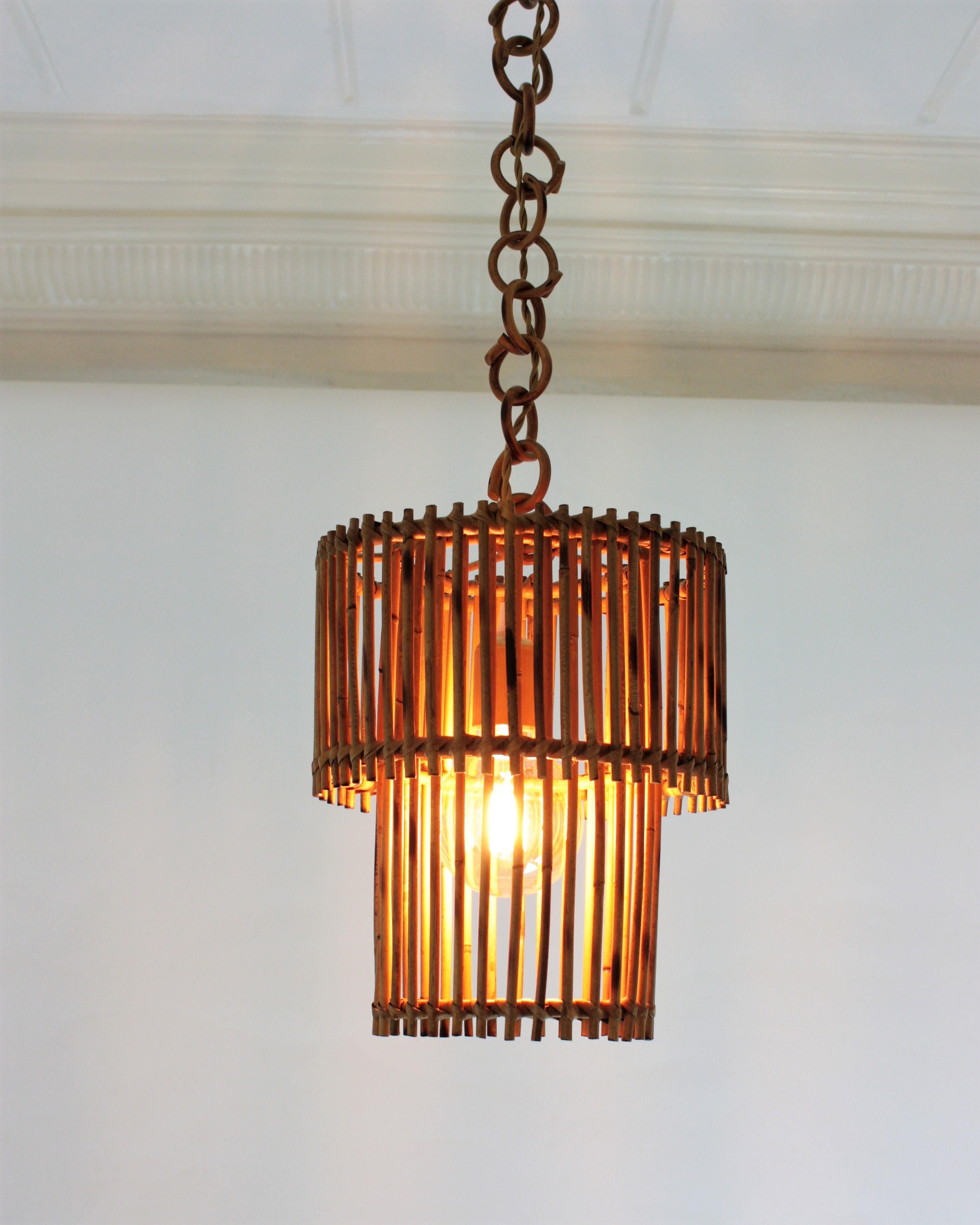 Lampada a sospensione o lanterna a cilindro in rattan, anni '60 in vendita 5
