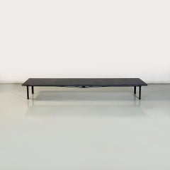 Banc rectangulaire italien moderne en métal noir et grès, années 1970